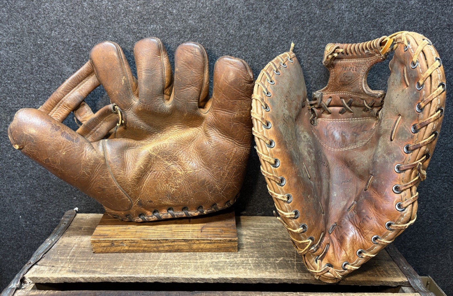 Vtg Pair 1940s & 60s Baseball Gloves Ted Williams Western & Don Mincher Wilson Vtg Pair 1940s & 60s Baseball Gloves Ted Williams Western & Don Mincher Wilson