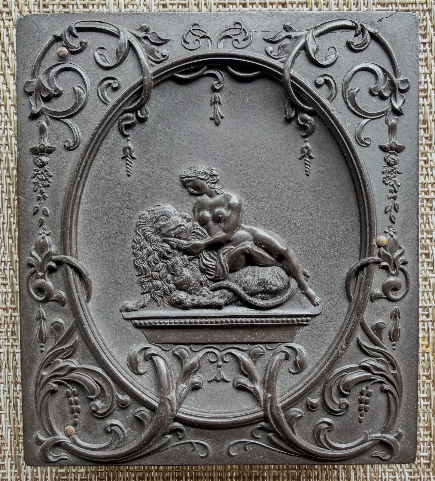 Extremely Rare Lion in Love Sixth Plate Union Case