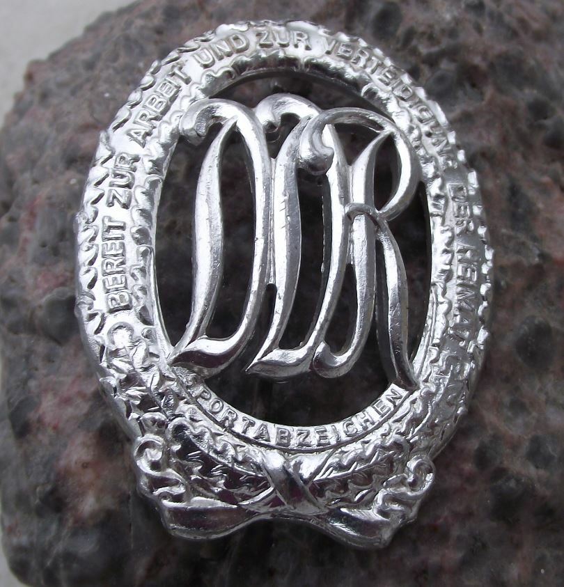 Antique Large Silver DTSB East German DDR Central Sports Laurels Pin Badge Antique Large Silver DTSB East German DDR Central Sports Laurels Pin Badge