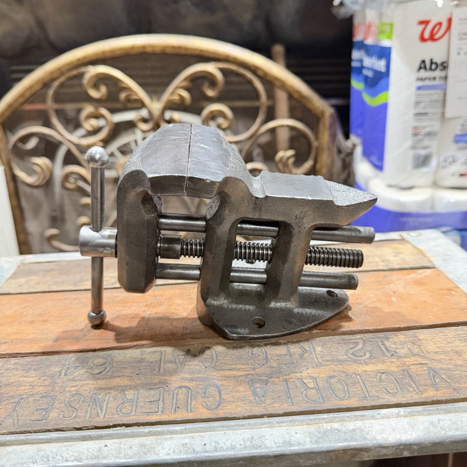 Vintage Rare Combination Vise & Anvil 2-3/4” Jaws Cast Iron,5 Lbs Vice Vintage Rare Combination Vise & Anvil 2-3/4” Jaws Cast Iron,5 Lbs Vice
