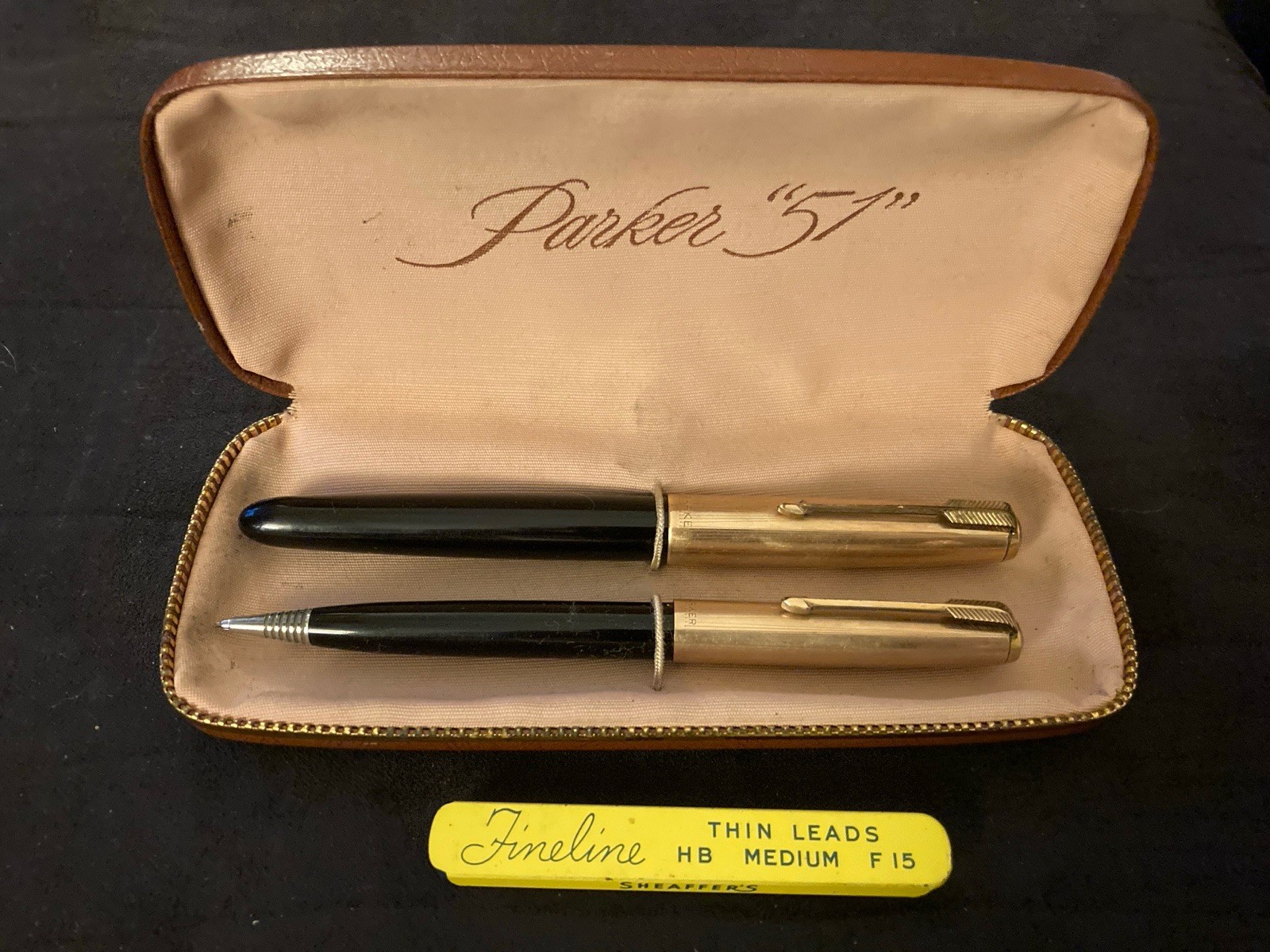 Vintage Parker 51 Fountain Pen and Mechanical Pencil Set with original case Vintage Parker 51 Fountain Pen and Mechanical Pencil Set with original case