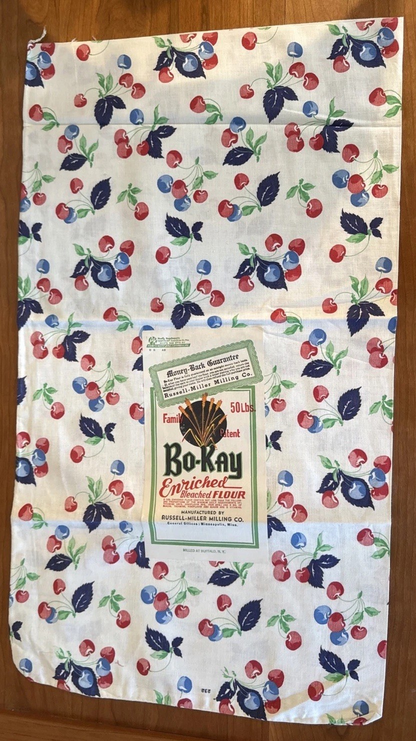 Vintage 1930s 40s Fruit Cotton Feedsack 50lb Full Unopened w/ LABEL Bo-Kay Flour Vintage 1930s 40s Fruit Cotton Feedsack 50lb Full Unopened w/ LABEL Bo-Kay Flour