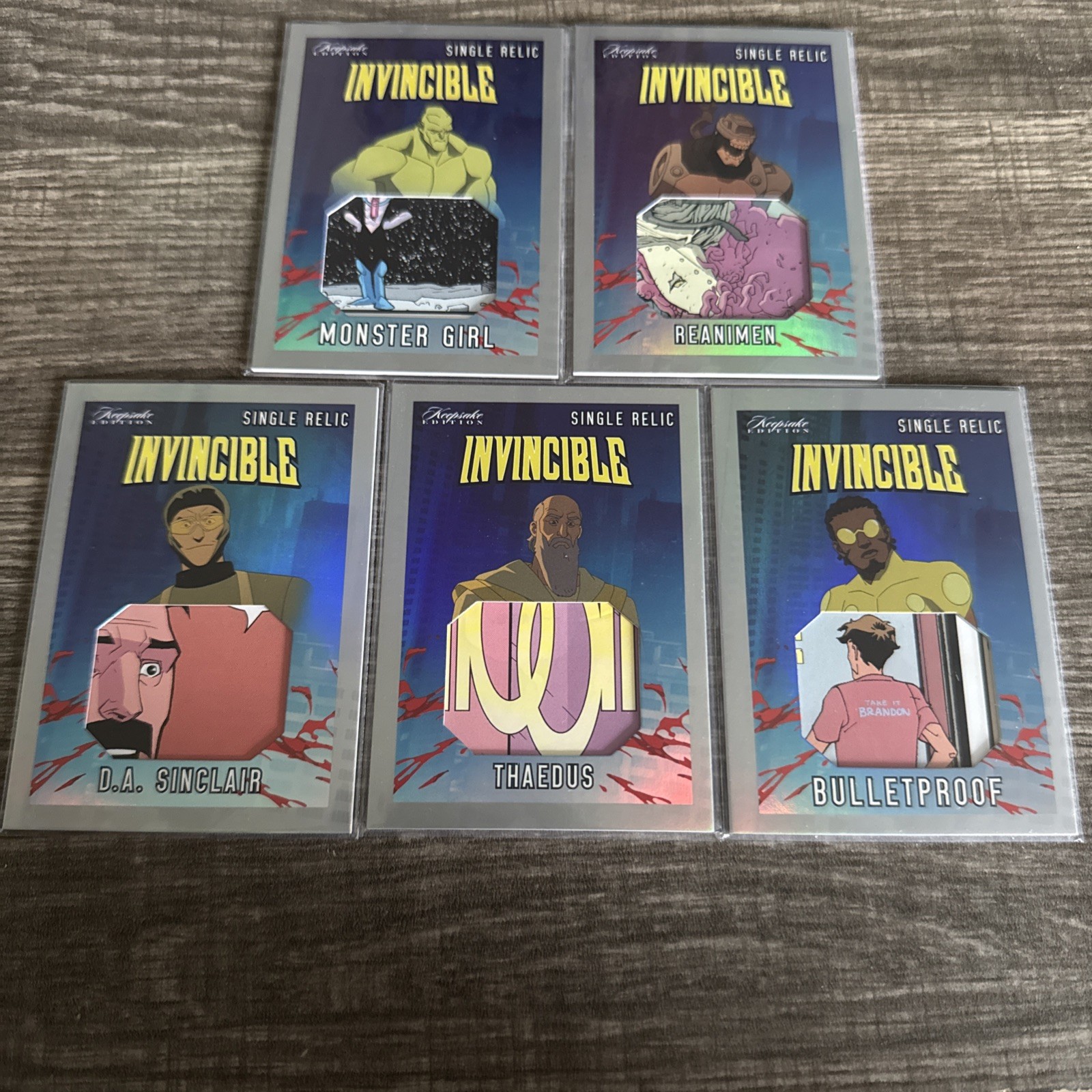 Amazon Keepsake Invincible Season 2 Lot Of 5 Single Relic Cards