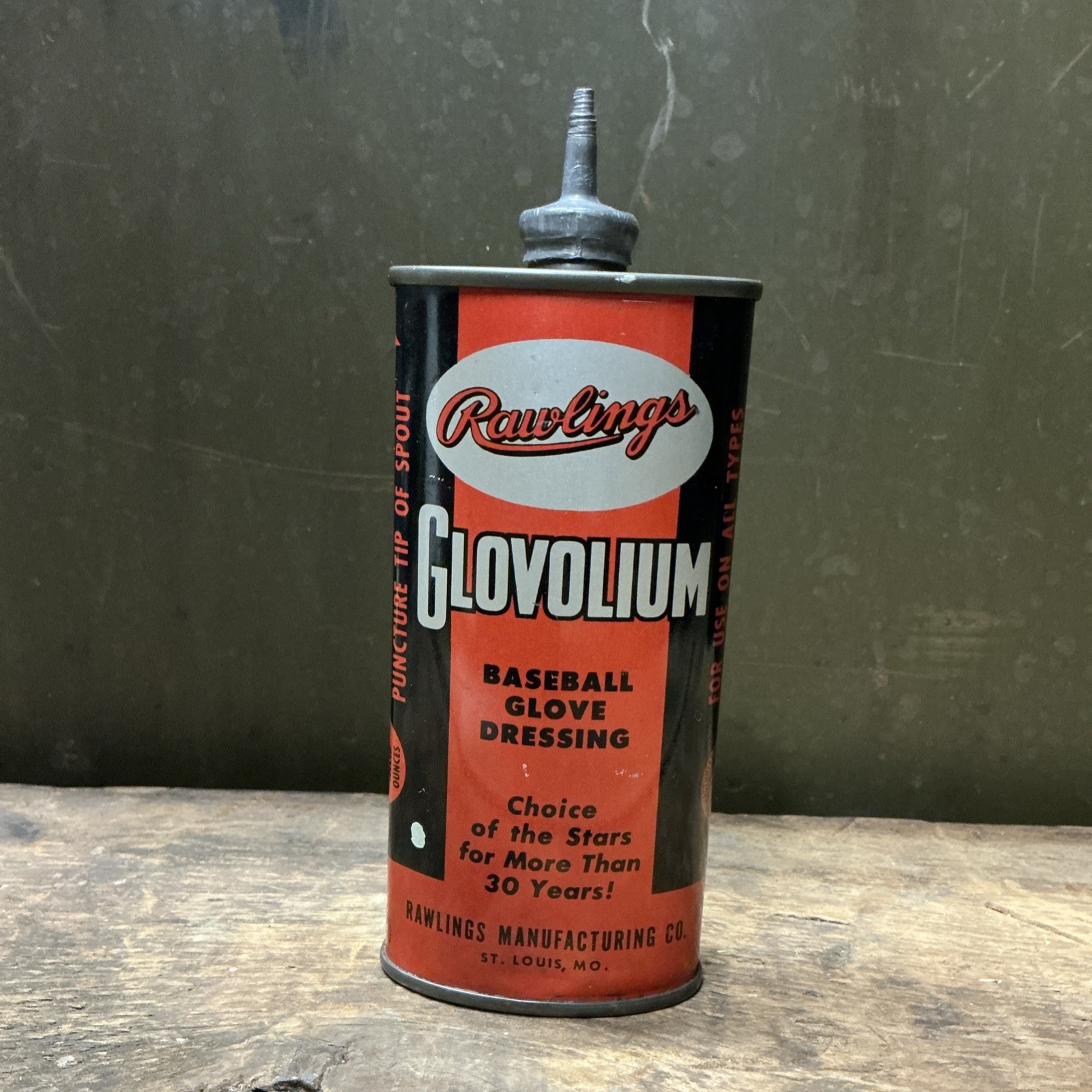 Vintage Rawlings Manufacturing Co. Glovolium Lead Top Oil Tin Empty Baseball Vintage Rawlings Manufacturing Co. Glovolium Lead Top Oil Tin Empty Baseball