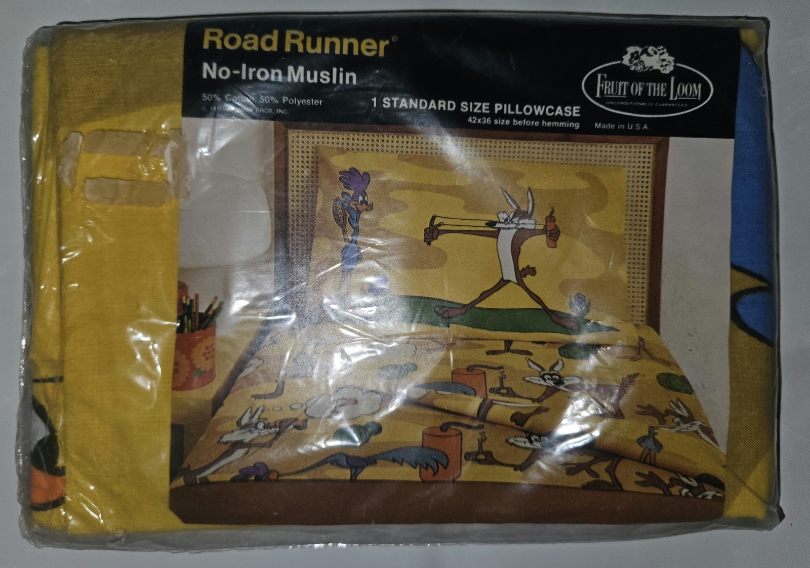 NEW Vtg 1990s Fruit Of The Loom Road Runner & Wild E. Coyote Standard Pillowcase