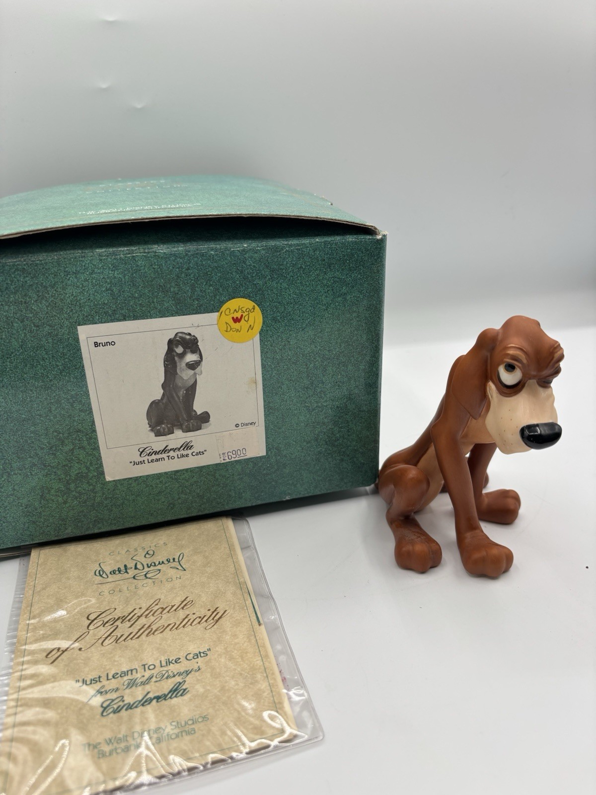 Disney WDCC Cinderella's Bruno “Just Learn To Like Cats” in box COA