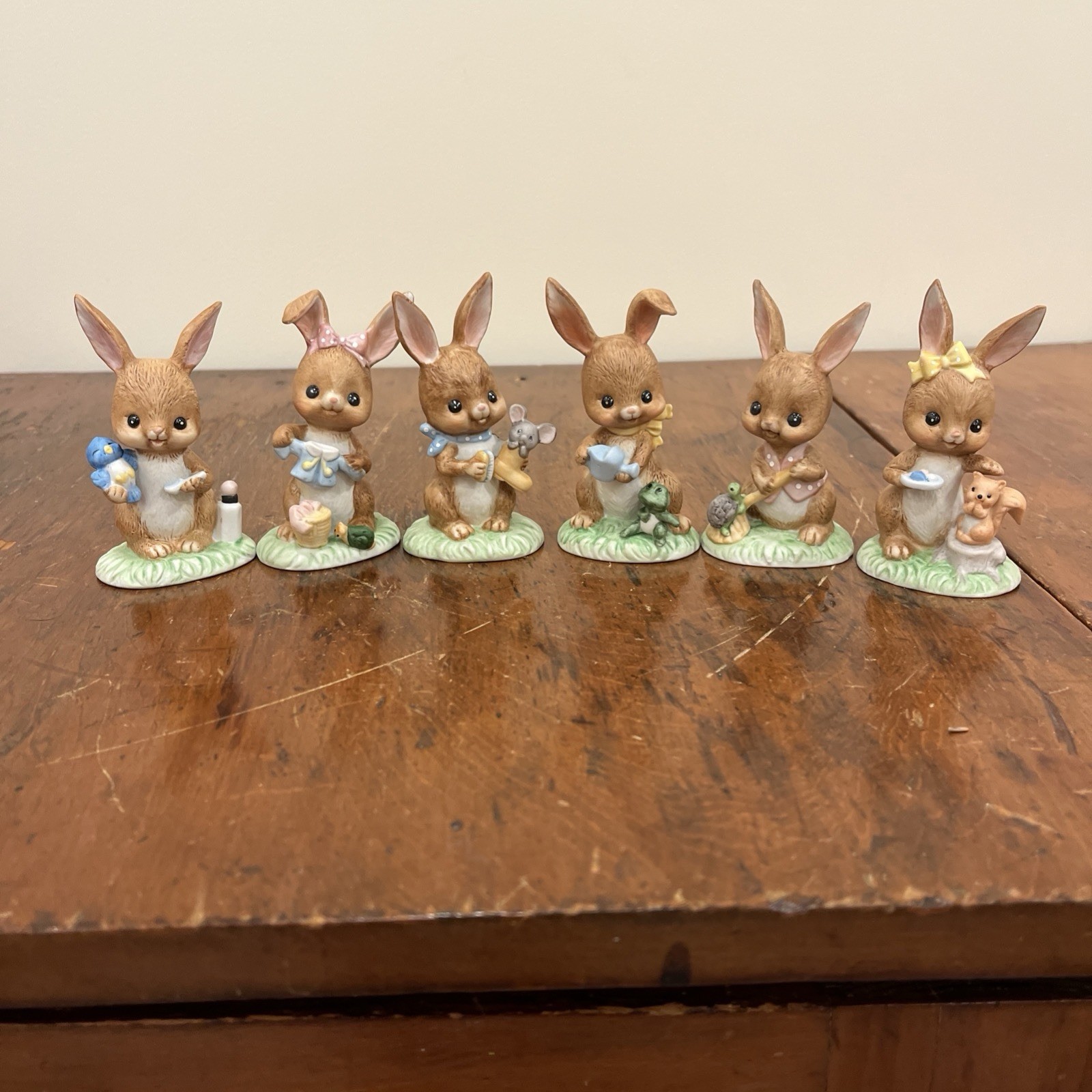 Vtg 6 1980’s Lefton Boy and Girl Bunnies Bunny Easter Eggs Figurines #05444 Vtg 6 1980’s Lefton Boy and Girl Bunnies Bunny Easter Eggs Figurines #05444
