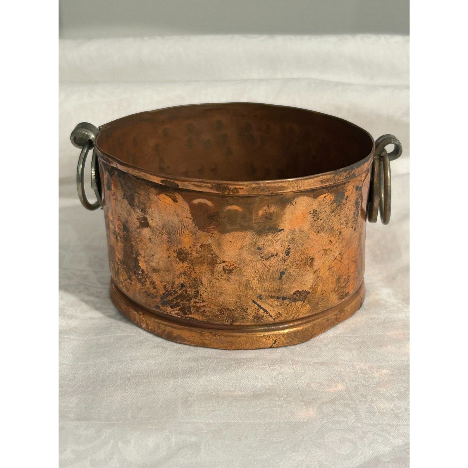 Antique Hand Hammered Tinned Copper Basin Pot Vintage Heavy Hardware Cachepot Antique Hand Hammered Tinned Copper Basin Pot Vintage Heavy Hardware Cachepot