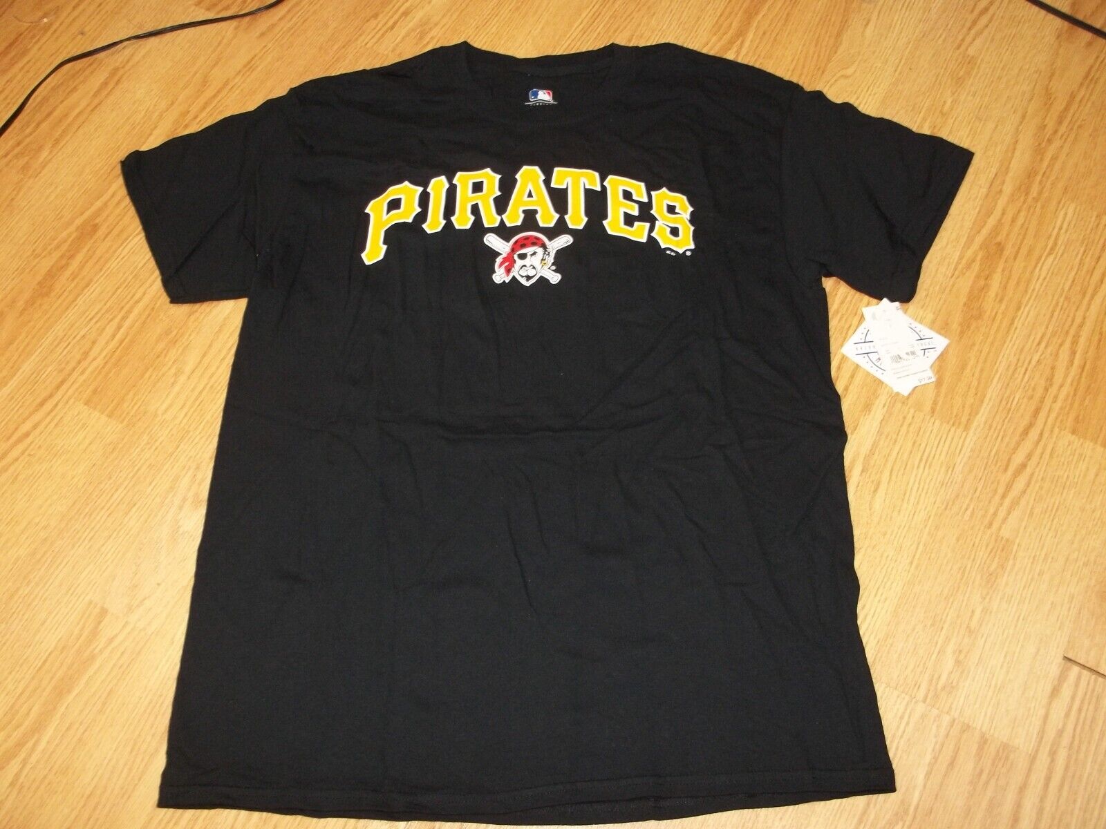 Men's Size Large Pittsburgh Pirates Shirt MLB Genuine Merchandise Shirt NWT