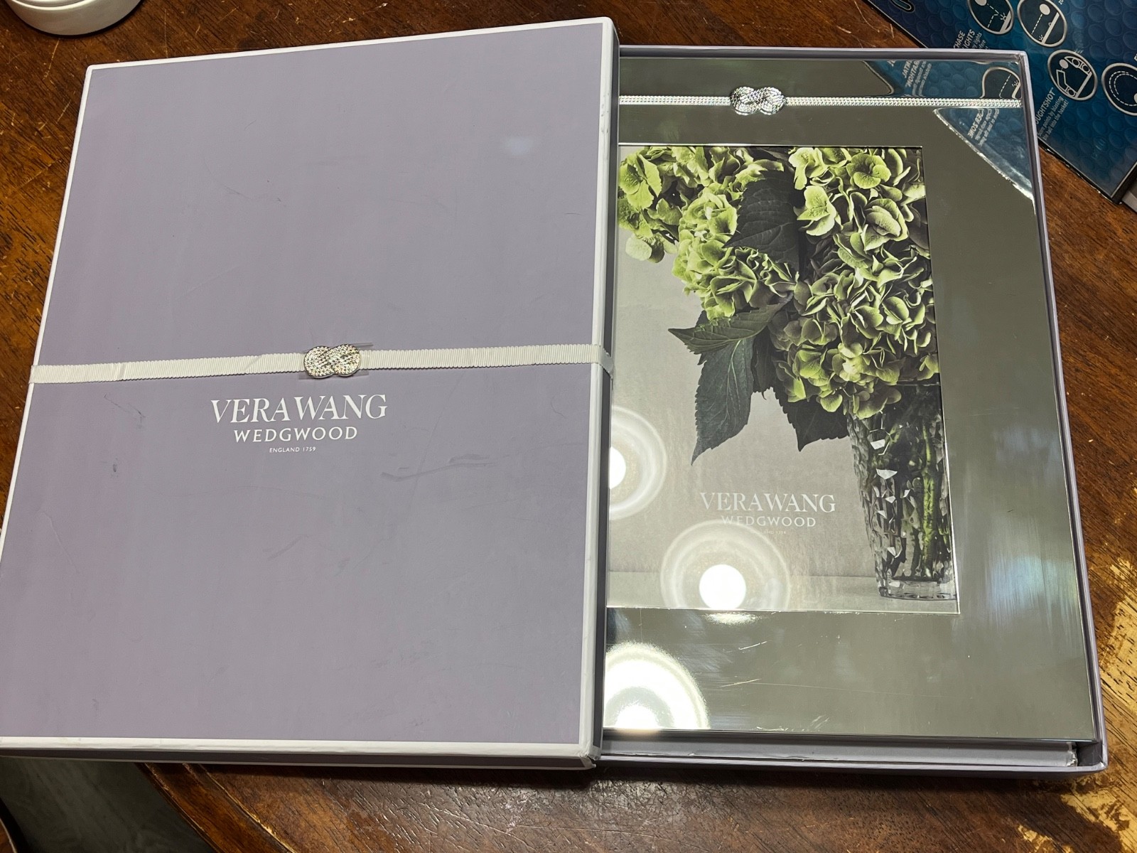 Wedgwood Vera Wang Vera Infinity Frame - 8.5x10” NEW