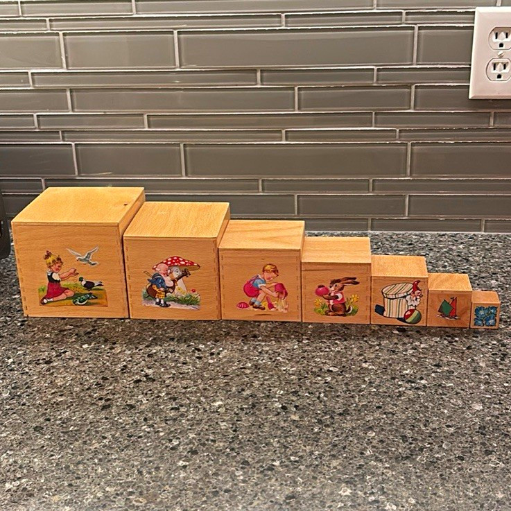 Vintage Wooden Animal Nesting Cubes Blocks Complete Set of 7 Vintage Wooden Animal Nesting Cubes Blocks Complete Set of 7