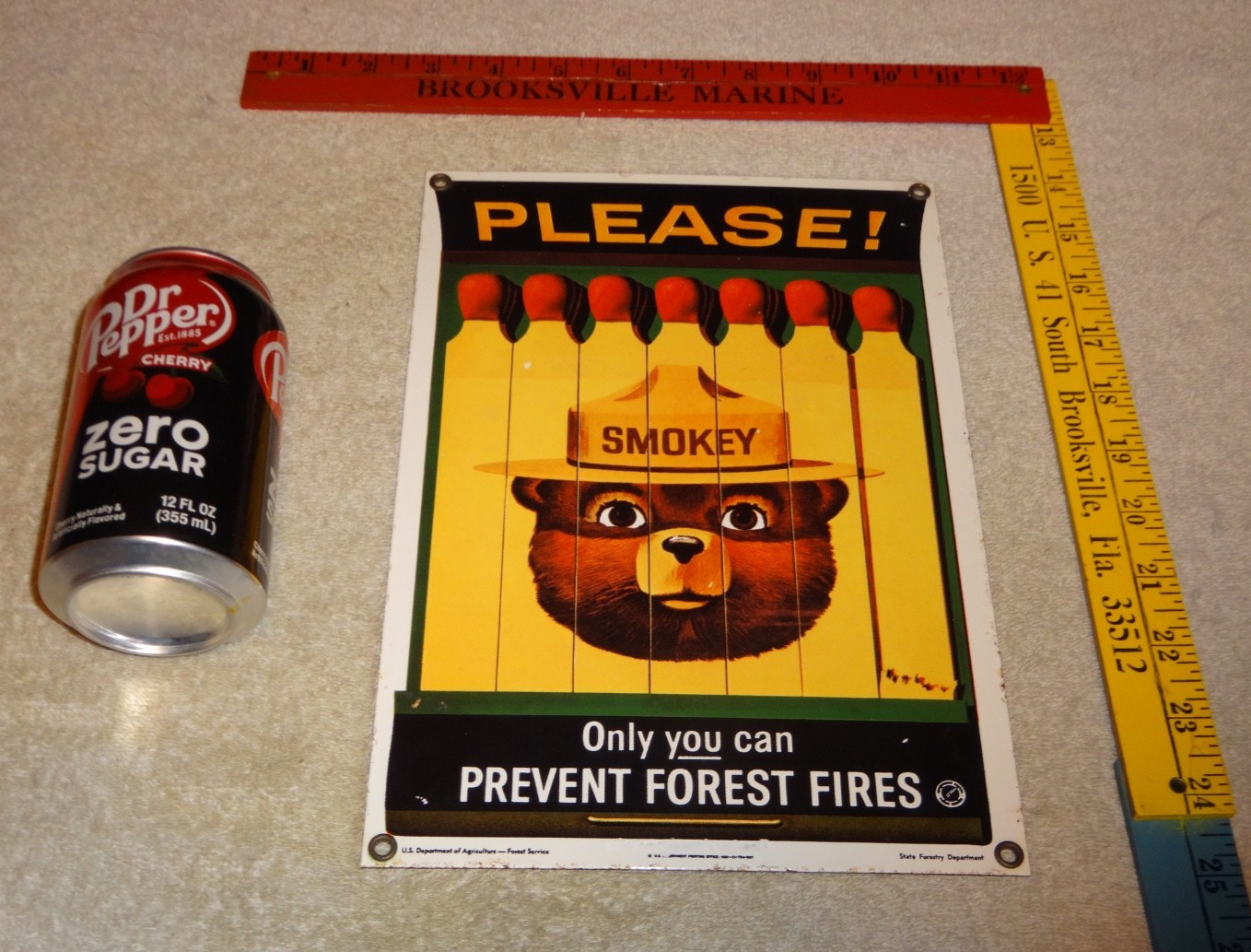 VINTAGE SMOKEY THE BEAR FOREST FIRE PREVENTION PORCELAIN METAL GASOLINE OIL SIGN VINTAGE SMOKEY THE BEAR FOREST FIRE PREVENTION PORCELAIN METAL GASOLINE OIL SIGN