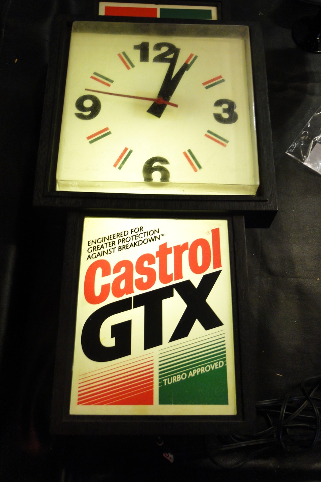 VTG 1960\'s Castrol GTX Motor Oil Wall Clock W Rare 2nd Hand Smooth , Keeps Time. VTG 1960\'s Castrol GTX Motor Oil Wall Clock W Rare 2nd Hand Smooth , Keeps Time.