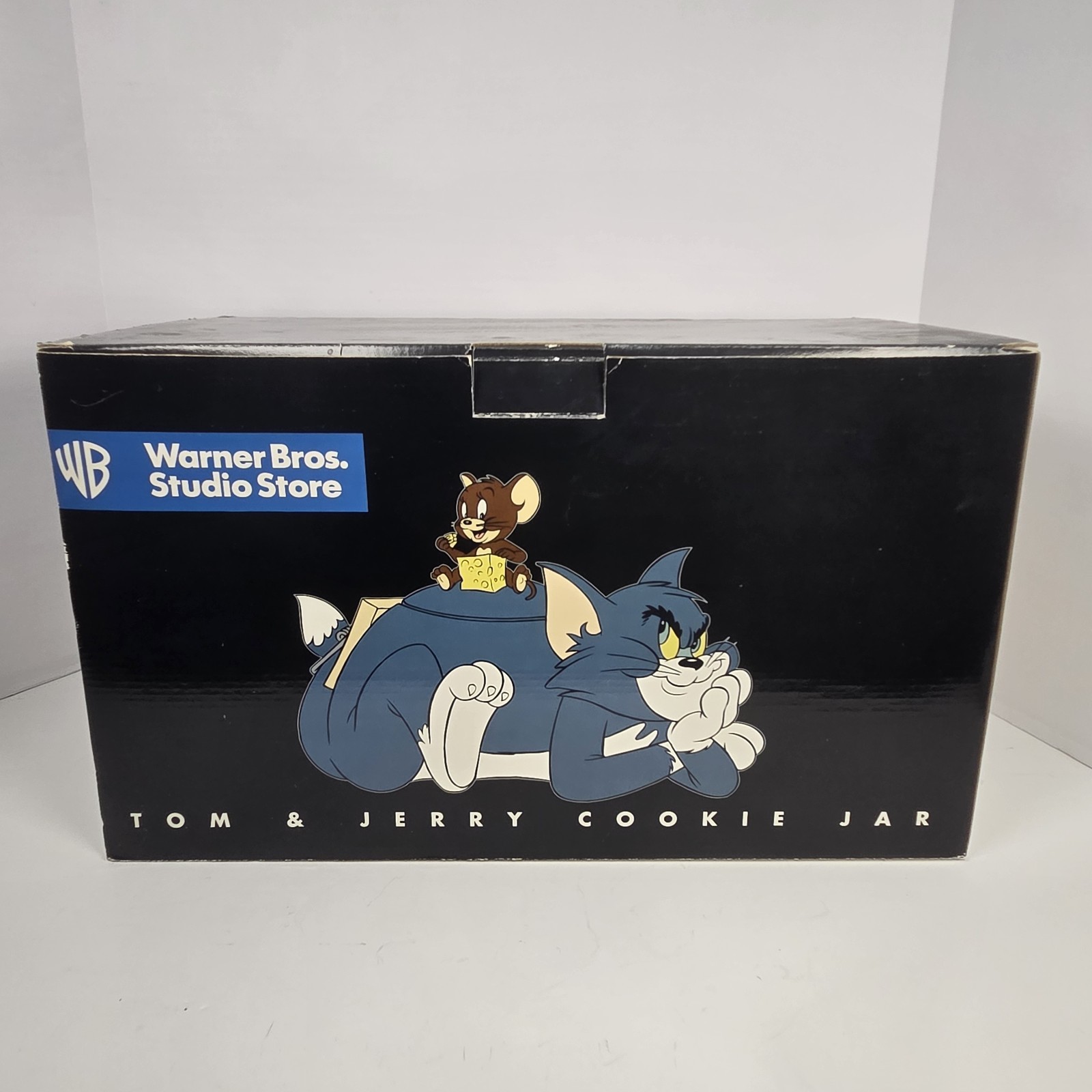 Vintage 1997 Warner Bros Tom and Jerry Ceramic Cookie Jar Original Box