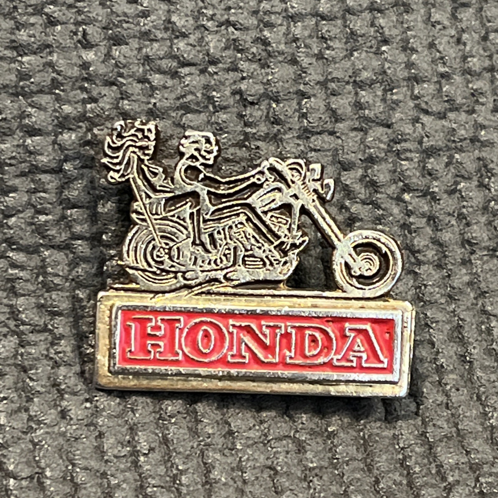 Vintage Honda Motorcycle Lapel Hat Pin 1970s P8472 Vintage Honda Motorcycle Lapel Hat Pin 1970s P8472