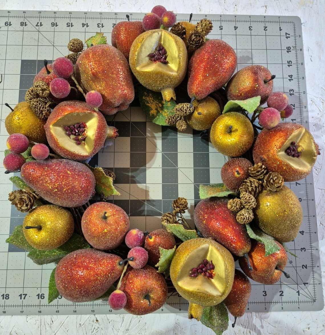 Vintage Della Robbia Style Sugared Fruit Grapevine Wreath 15-16\