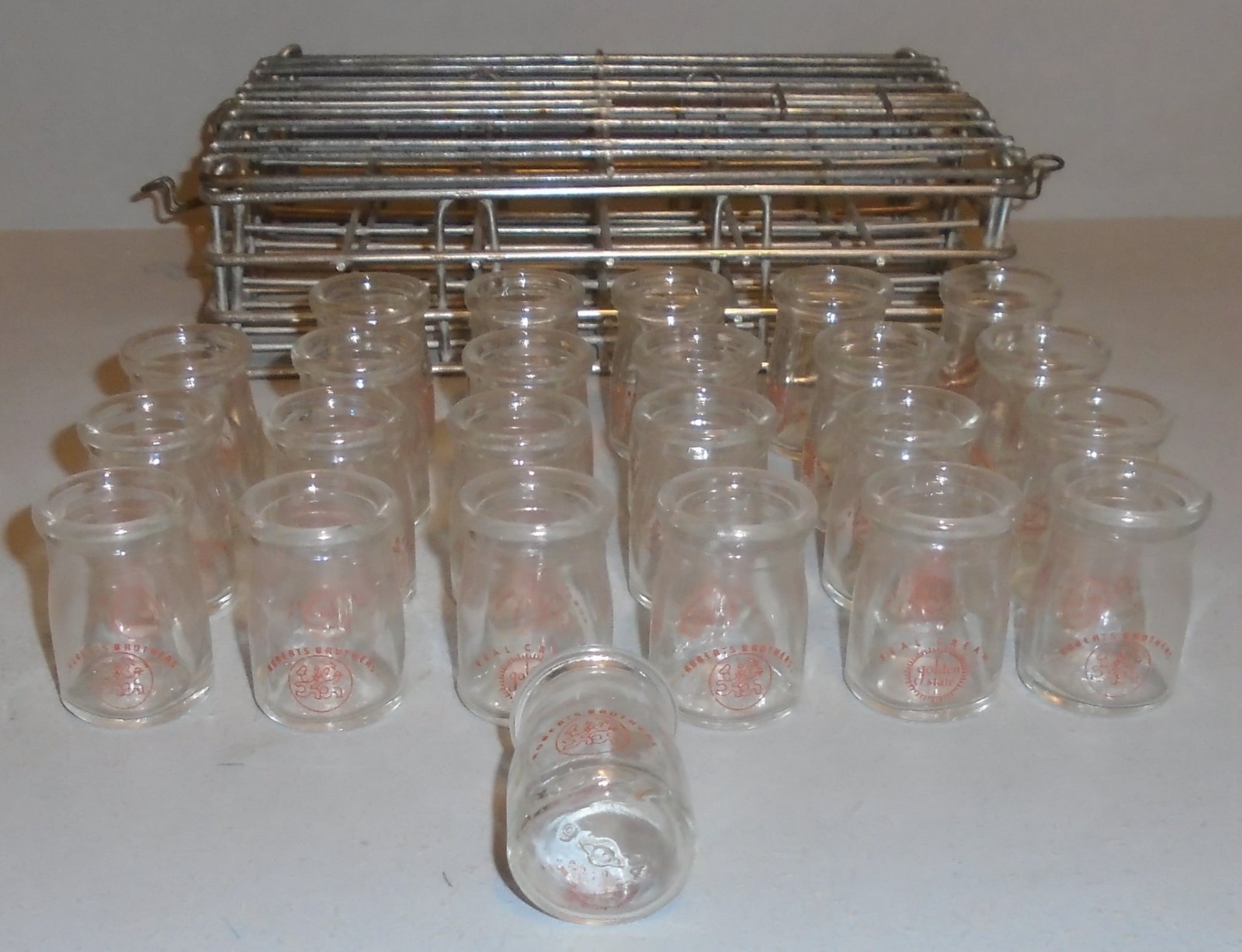 24 VTG Dairy Glass Bottle Roberts Brothers Real Cream Golden State W/Metal Crate 24 VTG Dairy Glass Bottle Roberts Brothers Real Cream Golden State W/Metal Crate