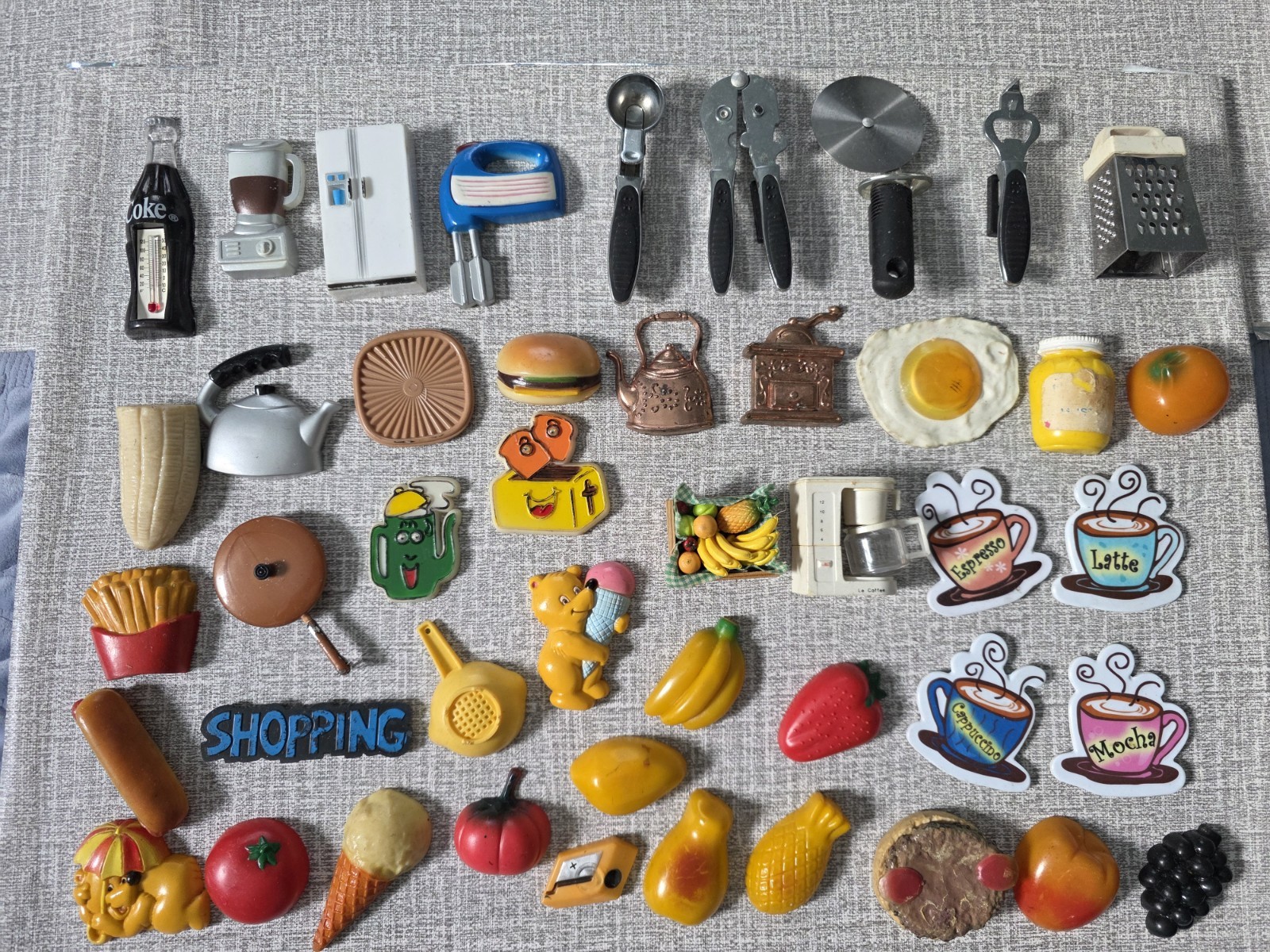 ot09.~ VTG 90s ACME Mini Appliance Fridge Magnet Rare Huge Lot ot09.~ VTG 90s ACME Mini Appliance Fridge Magnet Rare Huge Lot