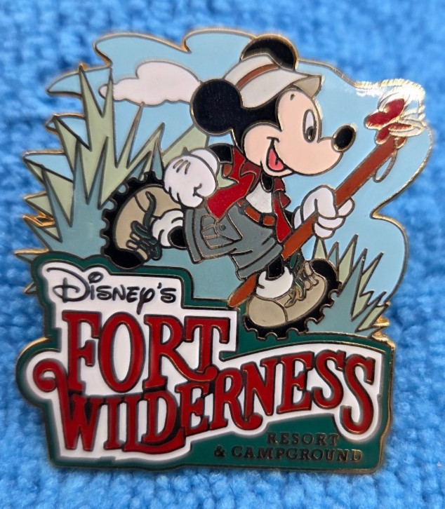 Disney Pin Fort Wilderness Mickey 2002