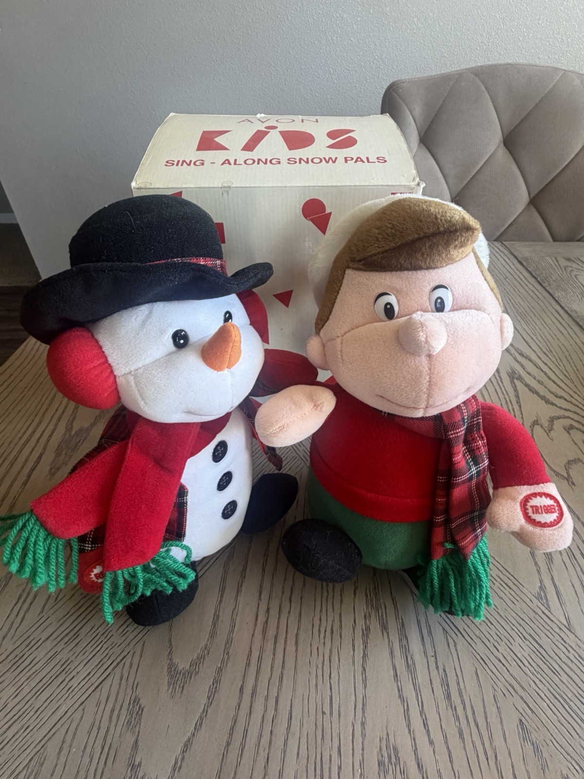 1998 T. L. TOYS Singing & Dancing Christmas Snowman - Vintage Set Of 2 1998 T. L. TOYS Singing & Dancing Christmas Snowman - Vintage Set Of 2