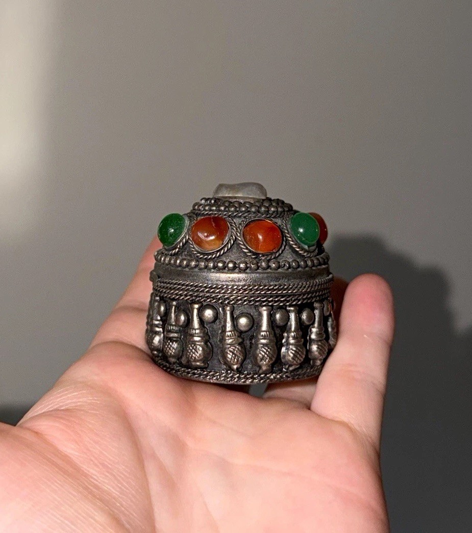 VTG Ornate Small Round Metal Trinket Box w/ Multicolor Stones - filigree details VTG Ornate Small Round Metal Trinket Box w/ Multicolor Stones - filigree details