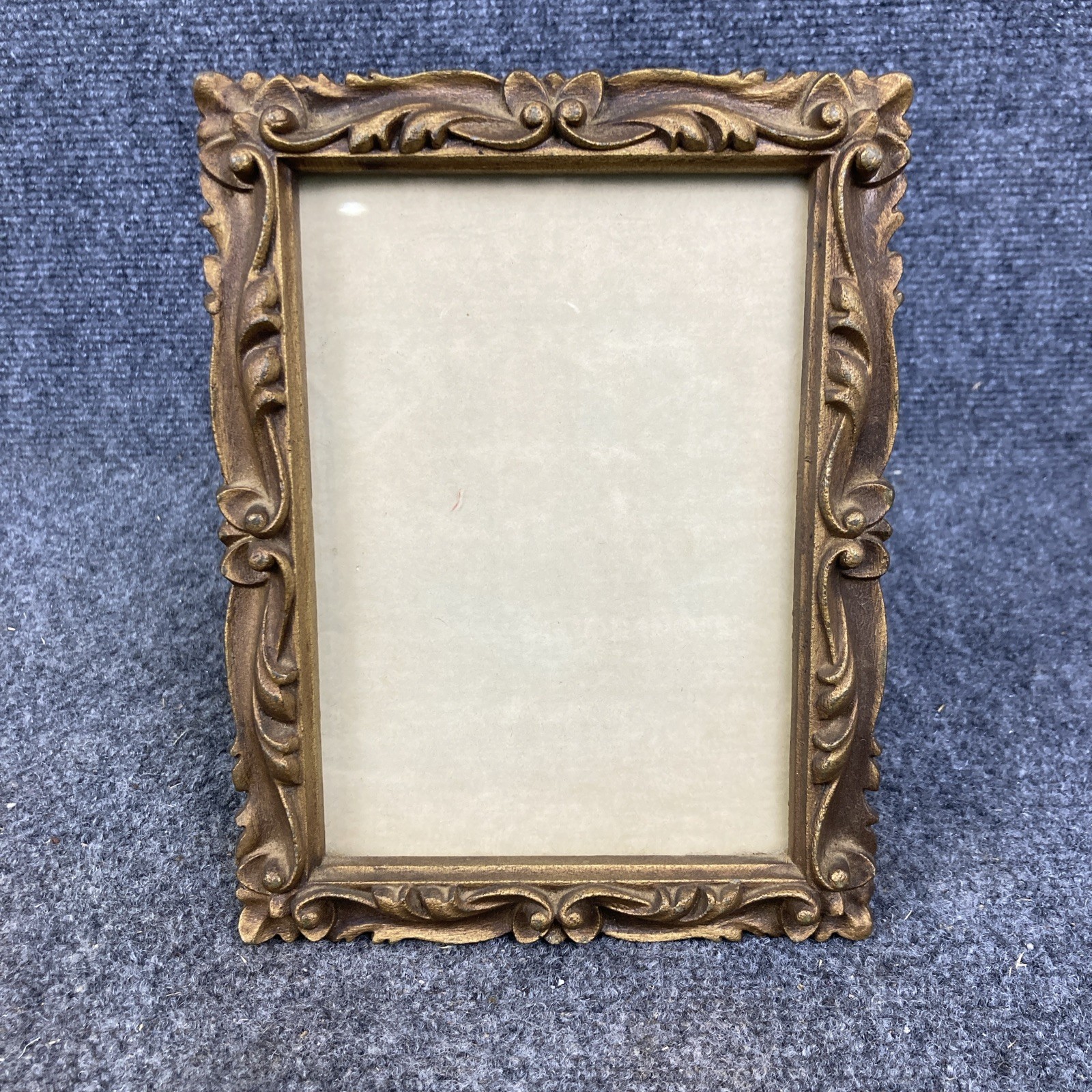 Intercraft Industries 5 x 7 Wood Look Ornate Scroll USA Photo Frame Vintage 70s Intercraft Industries 5 x 7 Wood Look Ornate Scroll USA Photo Frame Vintage 70s