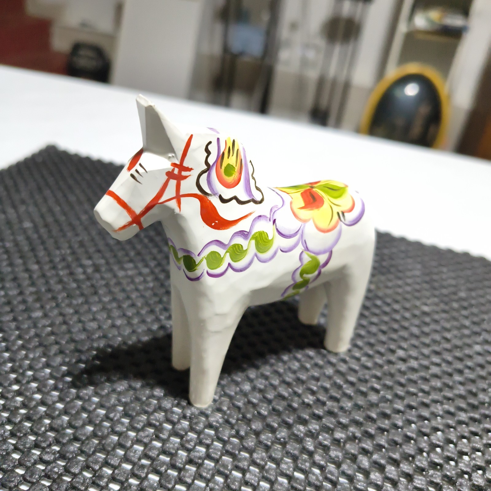 Vtg Nils Olsson White Dala Horse 4” Sweden Hand Painted Folk Art Dalahast Vtg Nils Olsson White Dala Horse 4” Sweden Hand Painted Folk Art Dalahast