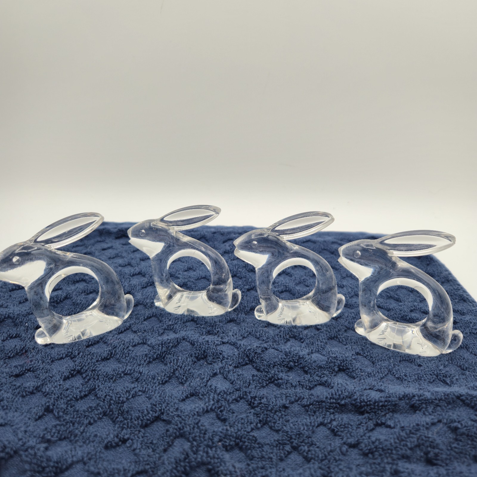Vintage Bijan 1980 Clear Acrylic Napkin Rings Set of 4 Lucite Retro Taiwan MCM
