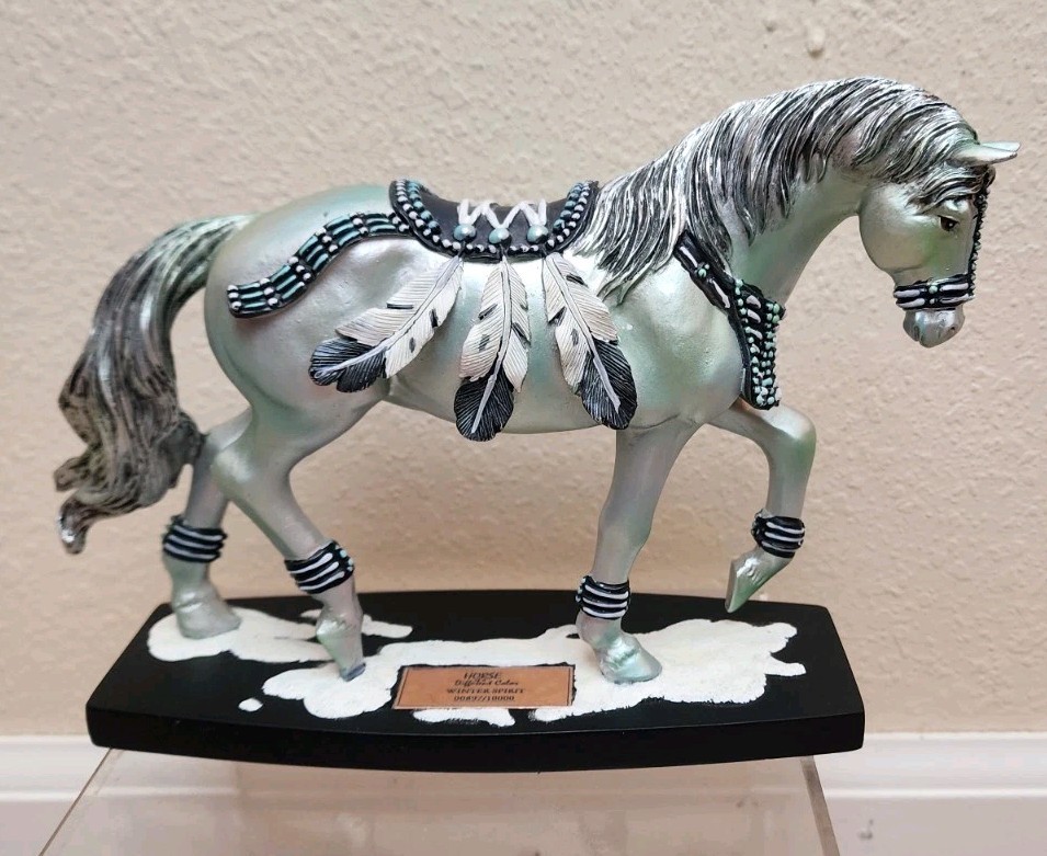 RARE 2013 HORSE OF A DIFFERENT COLOR - WINTER SPIRIT Kathy Post RARE 2013 HORSE OF A DIFFERENT COLOR - WINTER SPIRIT Kathy Post