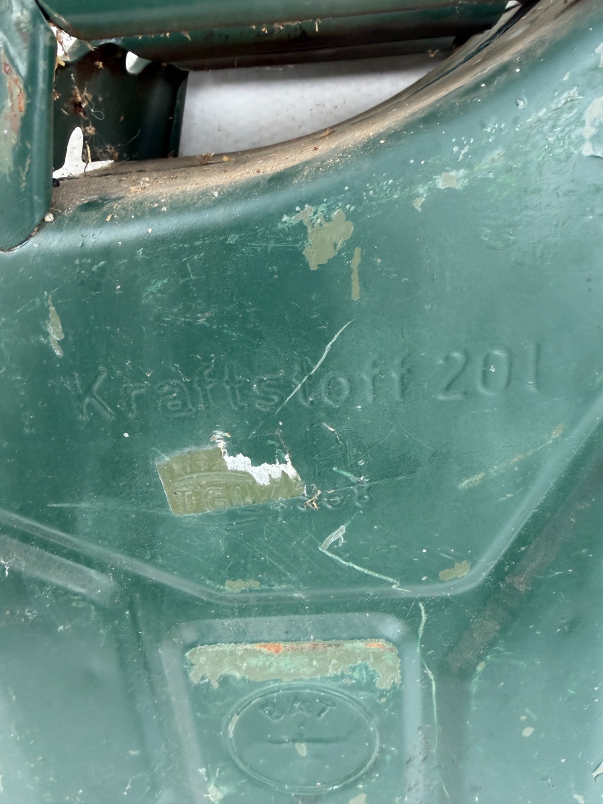 Vintage East German Kraftstoff 20 Liter Jerry Can BAT TGL 4368 Vintage East German Kraftstoff 20 Liter Jerry Can BAT TGL 4368