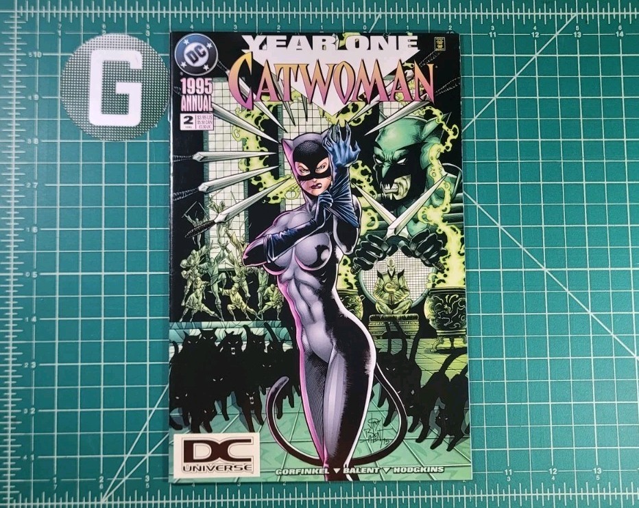 Catwoman Year One Annual #2 (1995) DC Universe Variant Jim Balent Comic Batman Catwoman Year One Annual #2 (1995) DC Universe Variant Jim Balent Comic Batman