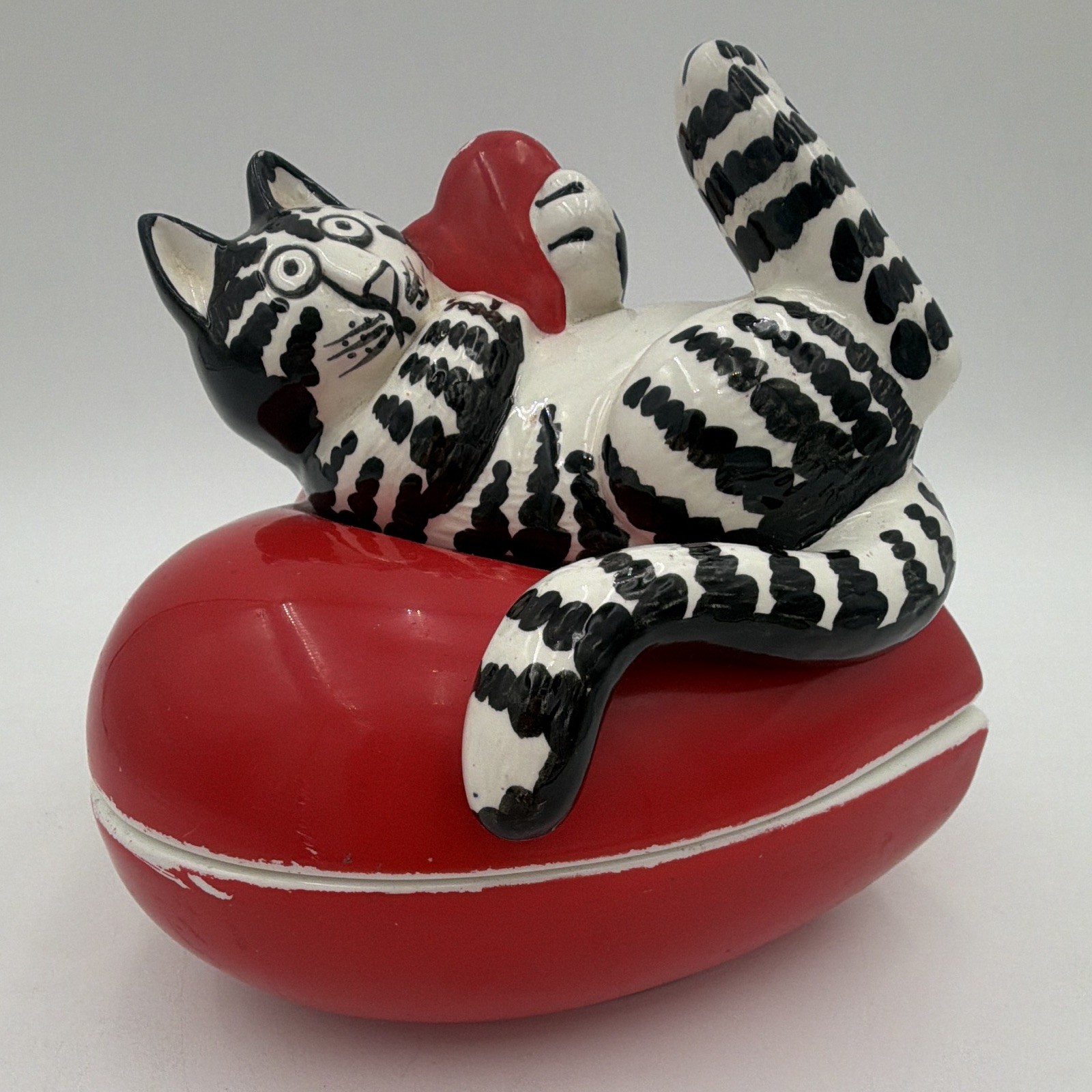 80’s Sigma The Tastesetter Japan B. HAP Kliban’s Cat Ceramic Heart Trinket Box 80’s Sigma The Tastesetter Japan B. HAP Kliban’s Cat Ceramic Heart Trinket Box
