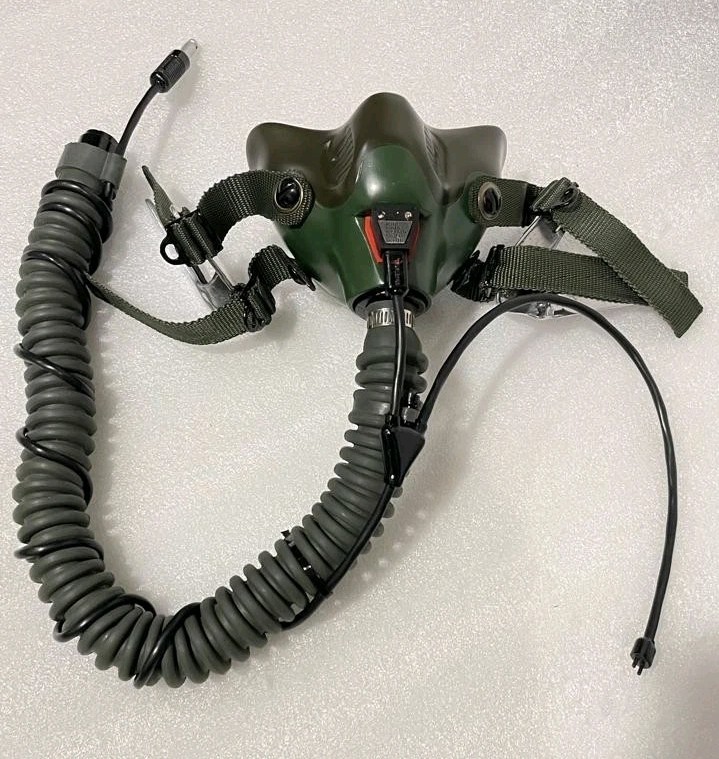 OXYGEN MASK REPLICA MBU-14 GREEN
