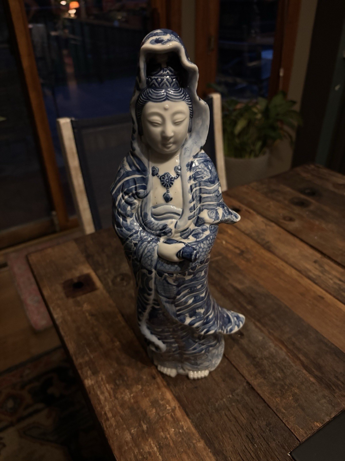 Vintage Japanese Blue & White Porcelain Kwan Yin / Guanyin Figurine – 15” Vintage Japanese Blue & White Porcelain Kwan Yin / Guanyin Figurine – 15”