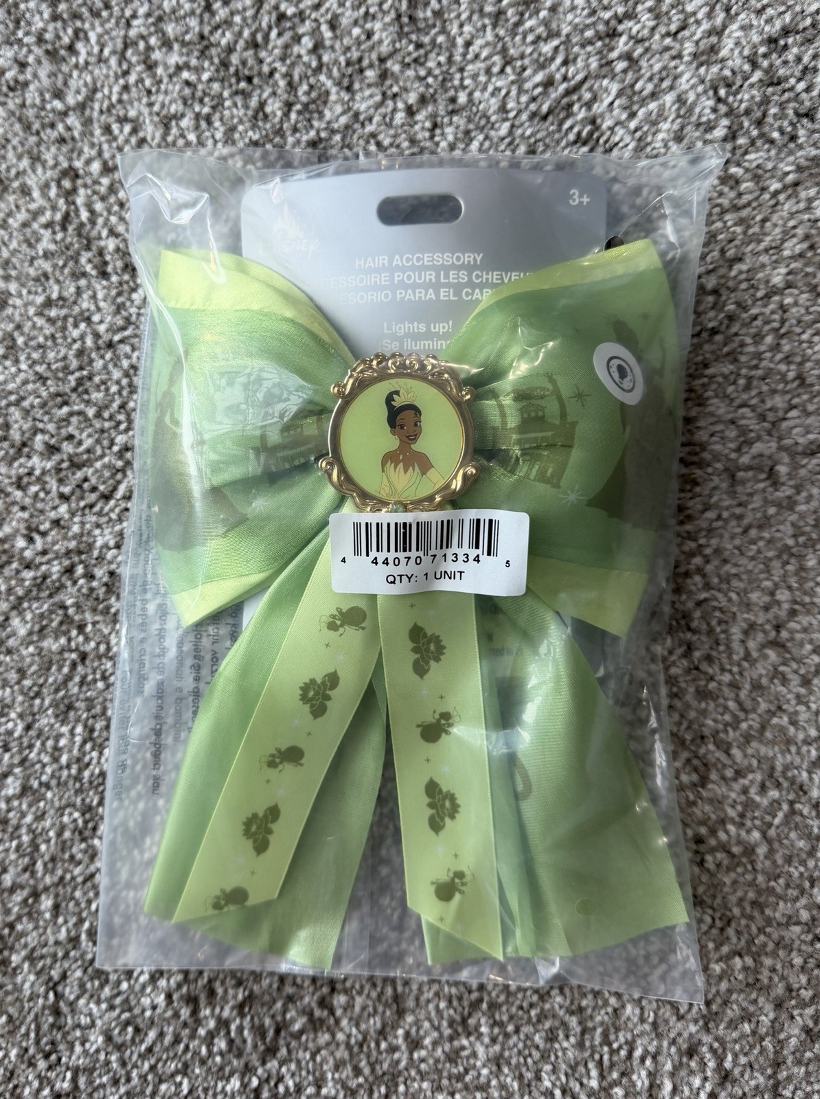 Disney Parks Tiana Princess Light-Up Hair Bow Accessory New With Tags Disney Parks Tiana Princess Light-Up Hair Bow Accessory New With Tags