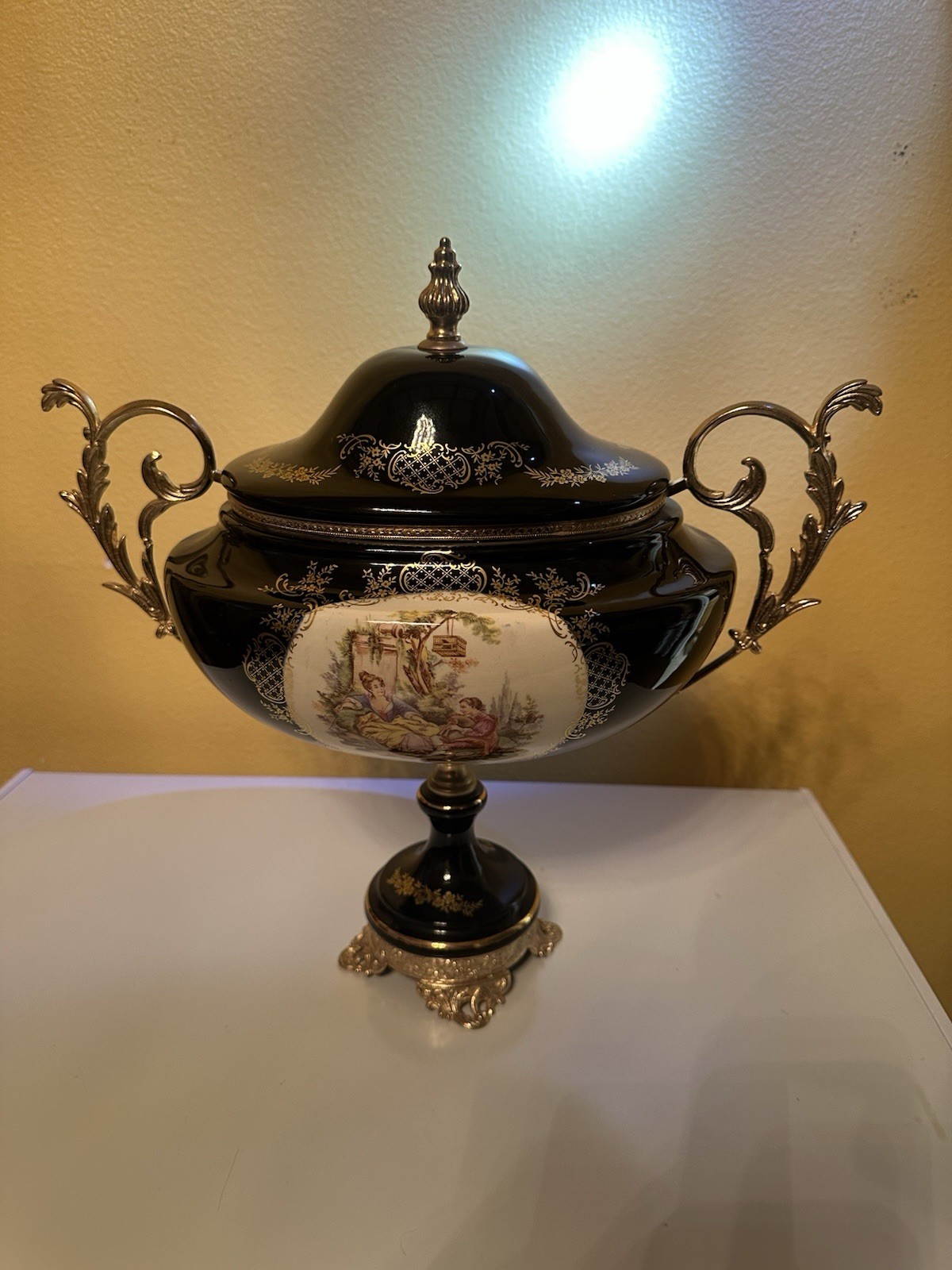 XL Antique Limoge porcelain With handles centerpiece lidded Read ⬇️