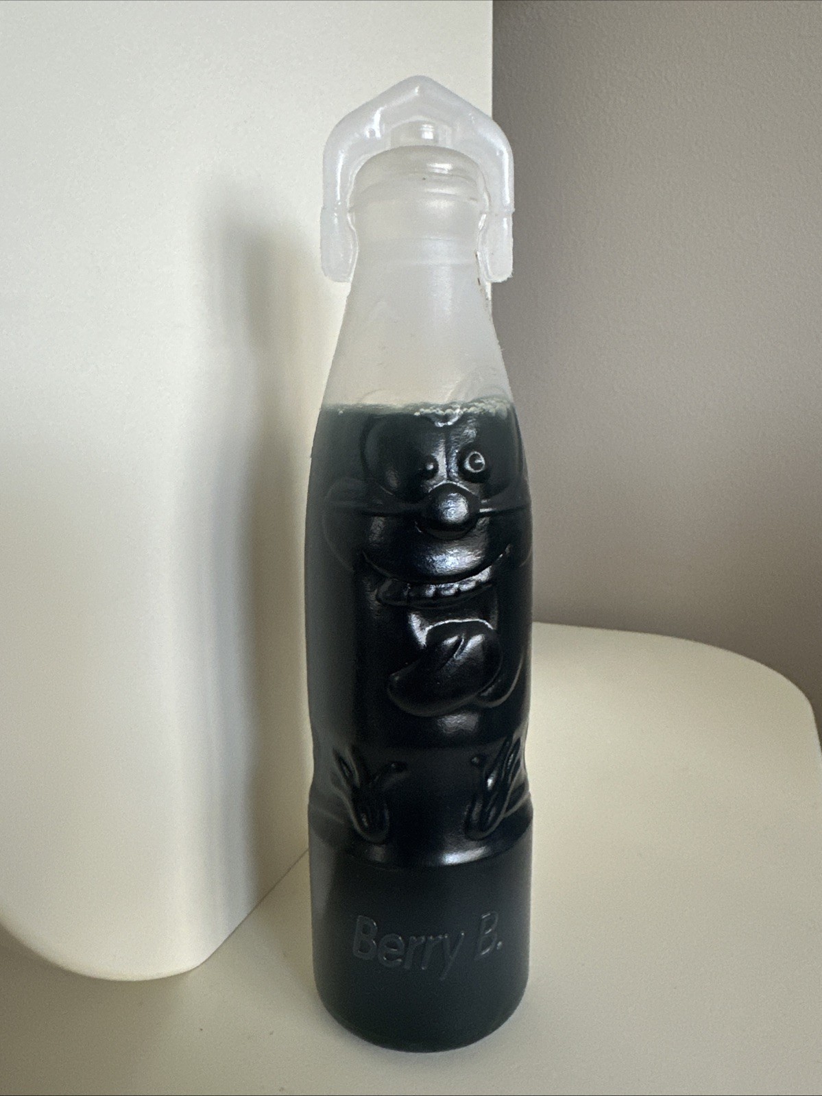 Rare Squeezit Juice Drink Bottle SEALED & FULL 1990s Berry B. Squeeze-It Rare Squeezit Juice Drink Bottle SEALED & FULL 1990s Berry B. Squeeze-It