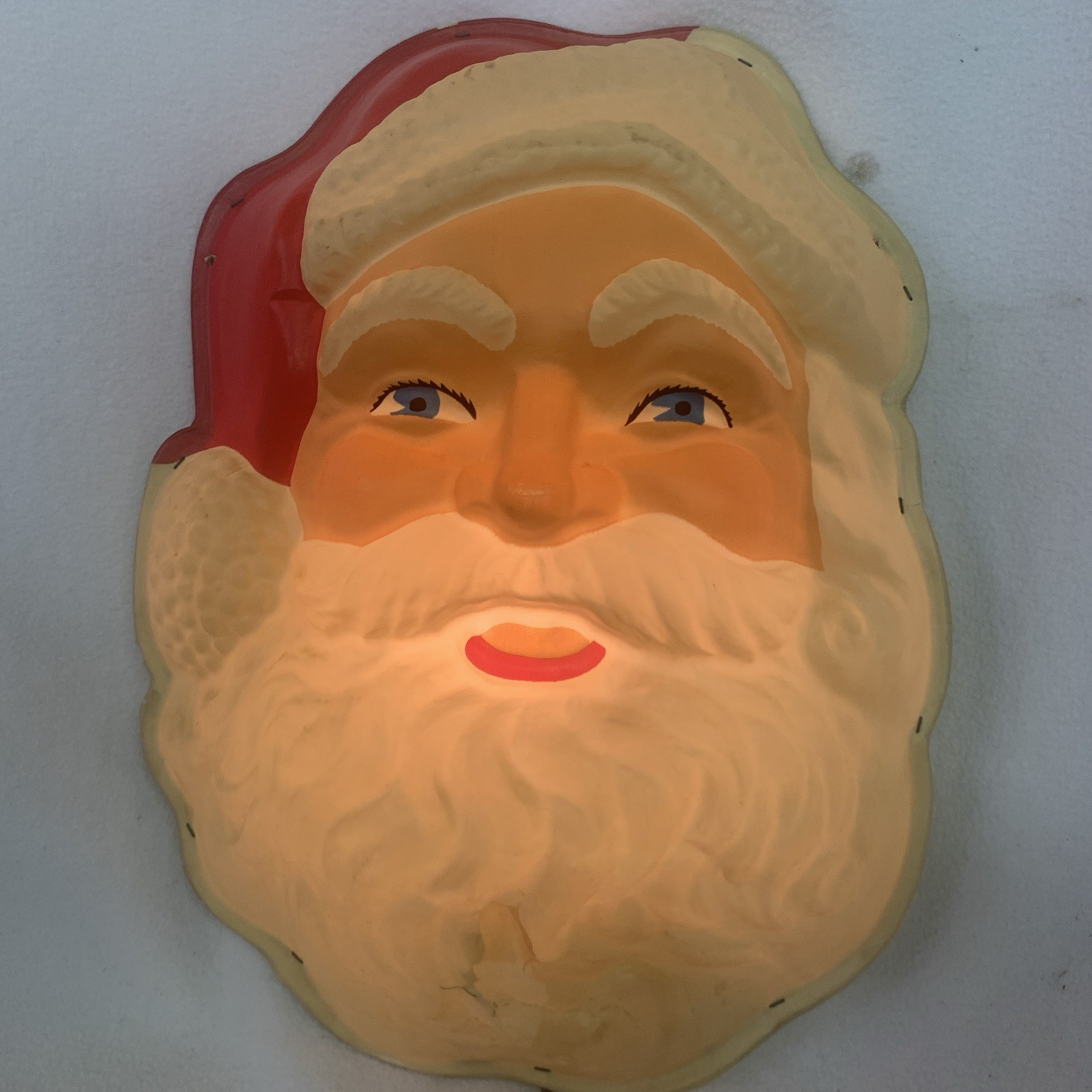 Vintage 1960’s Lighted Santa Claus Face Vacuform Plastic Christmas Decoration Vintage 1960’s Lighted Santa Claus Face Vacuform Plastic Christmas Decoration
