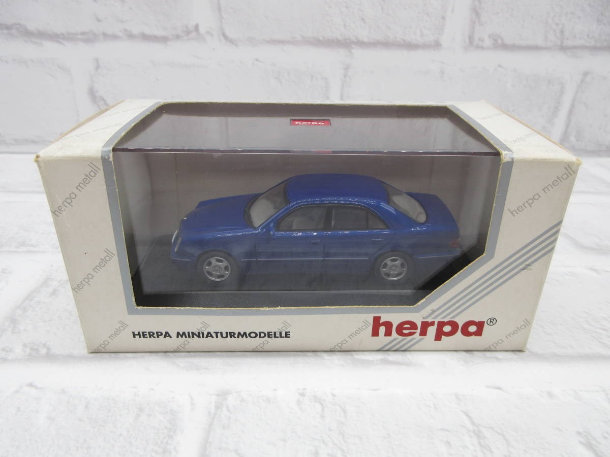 Mini car 1/43 Herpa Mercedes Benz E class blue model car Age14+