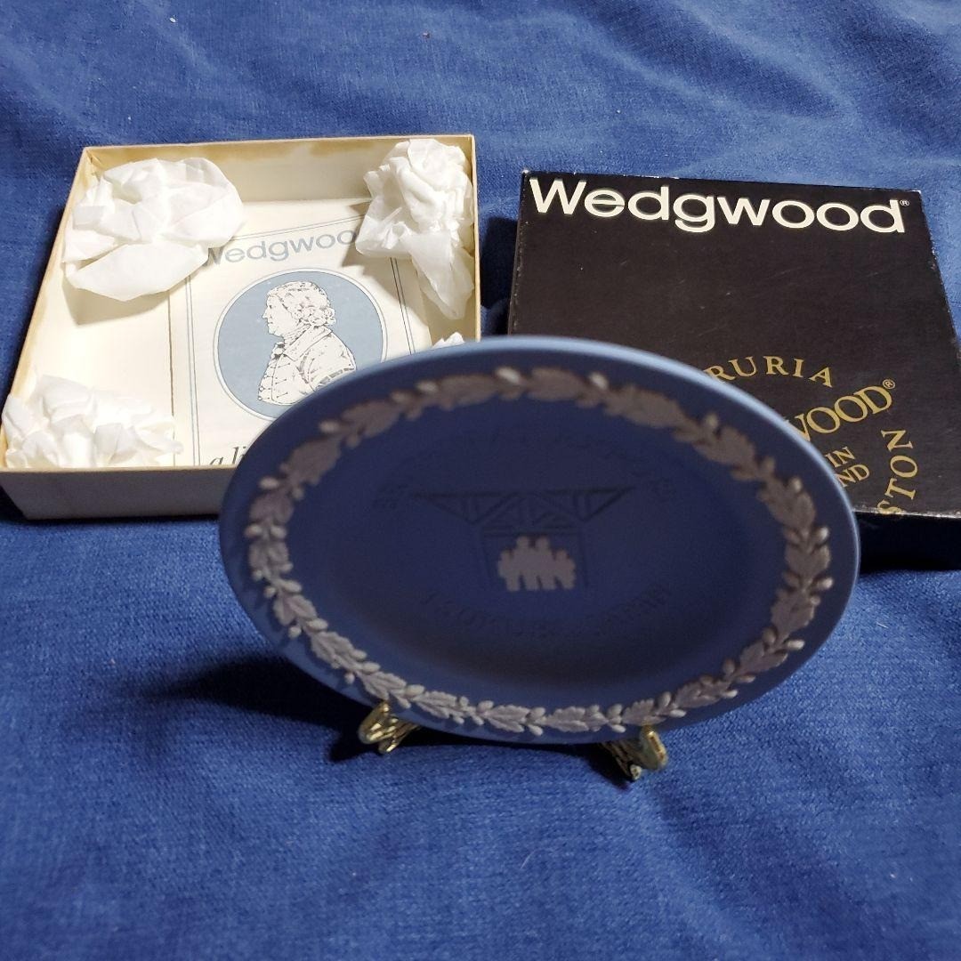 WEDGWOOD Britain at EXPO \'85 British Pavillion Jasperware Plate with Box TSUKUBA WEDGWOOD Britain at EXPO \'85 British Pavillion Jasperware Plate with Box TSUKUBA