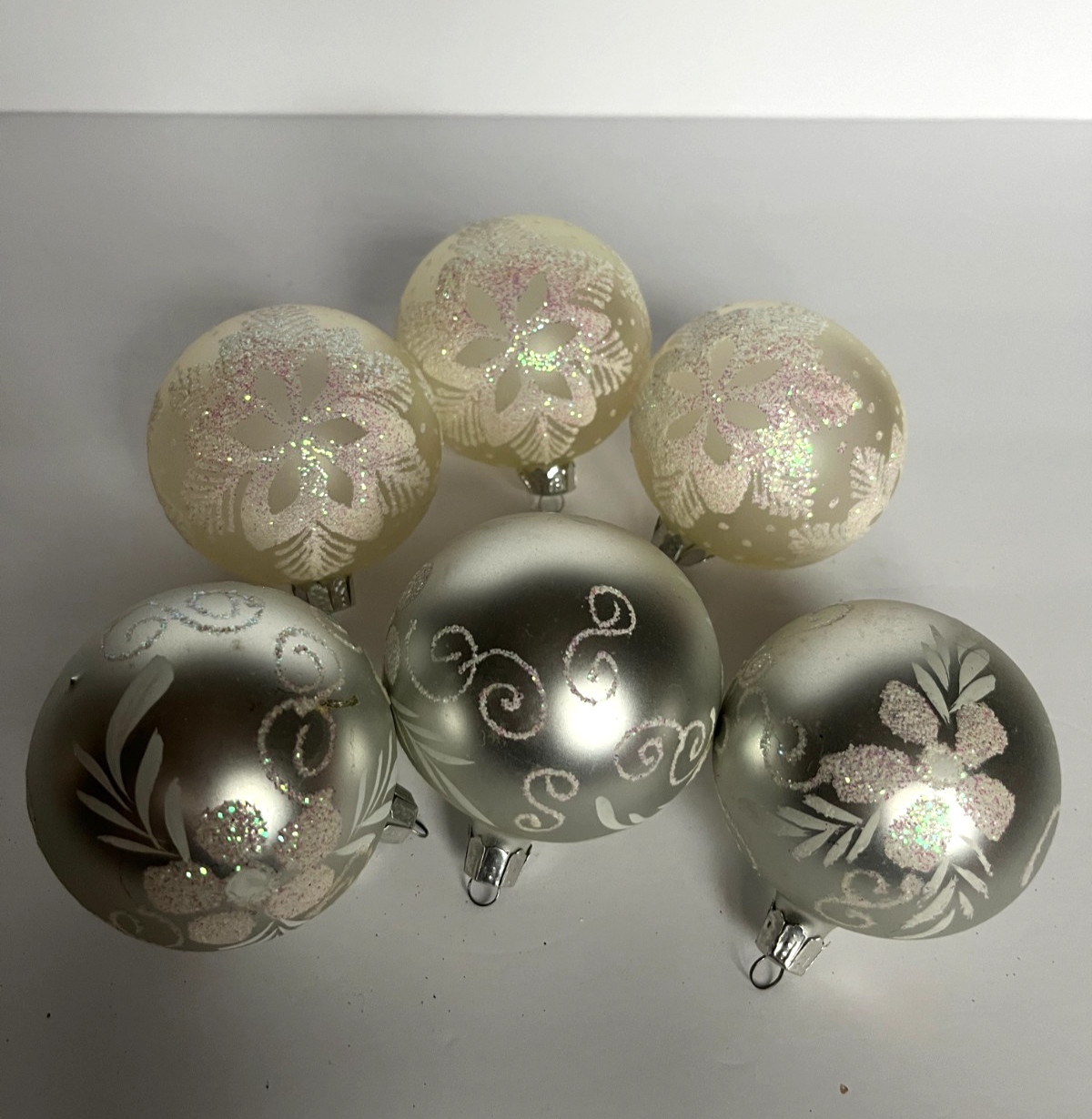 Assorted Christmas ornaments 6 pc round glass glitter frosted and silver print Assorted Christmas ornaments 6 pc round glass glitter frosted and silver print