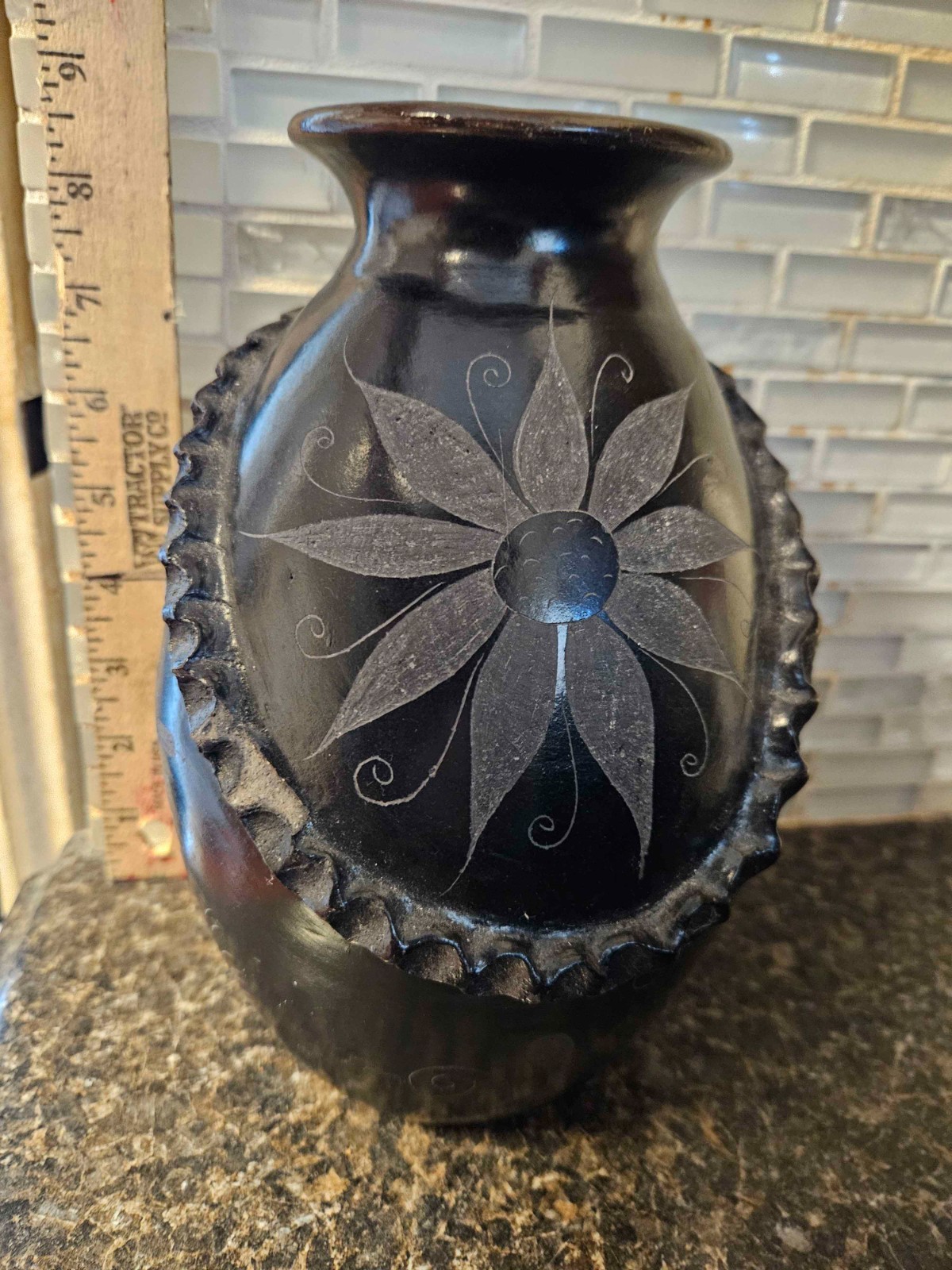 Vintage Mateos Mexico signed sculptural handmade tribal pottery vase R. Mateos Vintage Mateos Mexico signed sculptural handmade tribal pottery vase R. Mateos