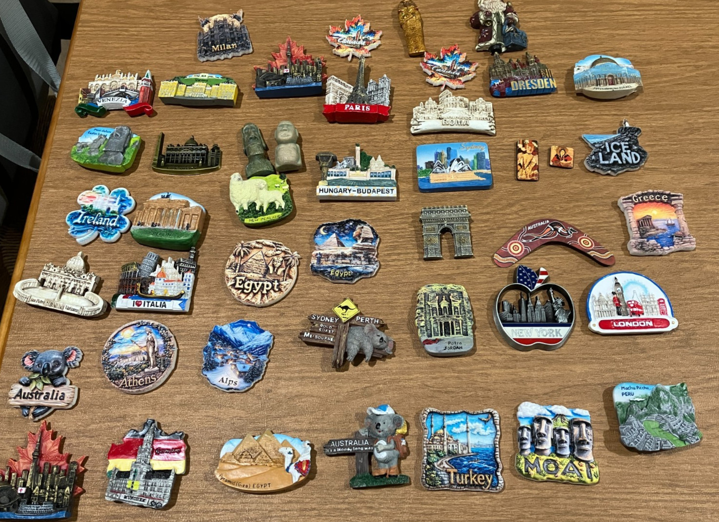 Large Lot 45 Vintage Travel Souvenir Fridge Magnets Europe/Asia World Heritage Large Lot 45 Vintage Travel Souvenir Fridge Magnets Europe/Asia World Heritage