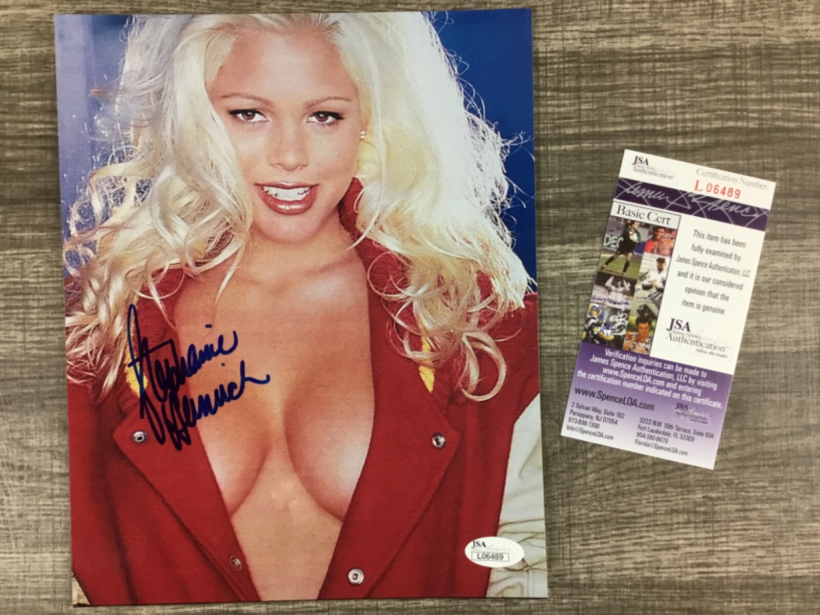 (SSG) Sexy STEPHANIE HEINRICH Signed 8X10 Color Photo \