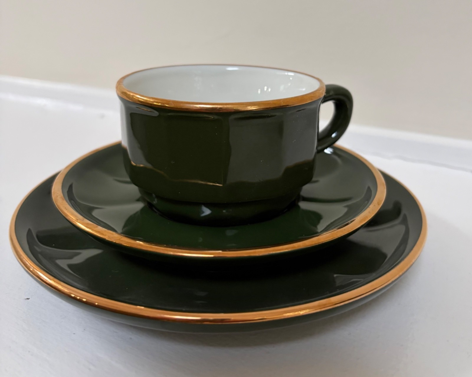 Vintage French Apilco 6 cups, saucers and side plates; cream jug and sugar Vintage French Apilco 6 cups, saucers and side plates; cream jug and sugar