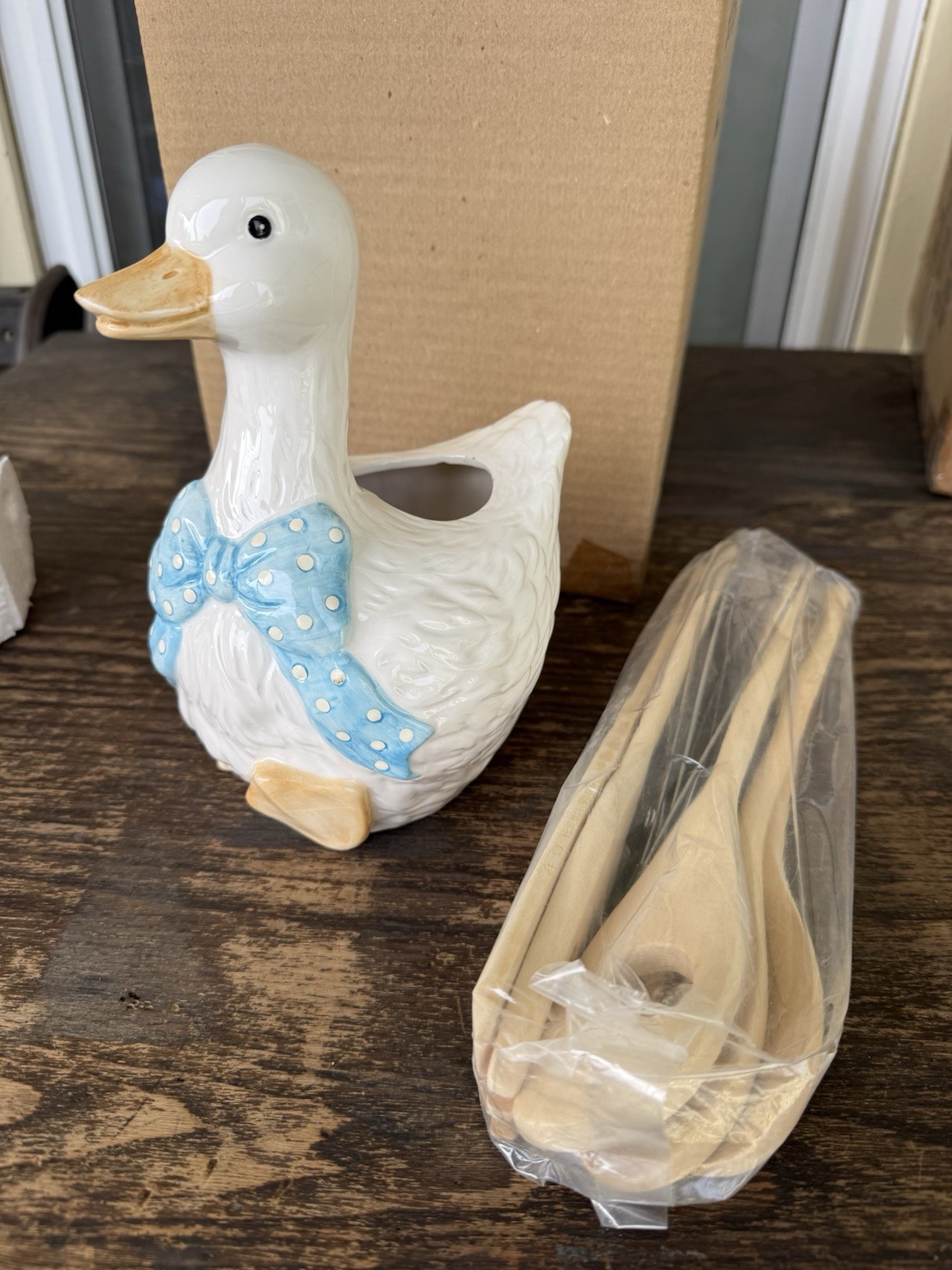 Vintage 1980s Country Goose w/ Blue Bow Ceramic Utensil Holder New In Box Vintage 1980s Country Goose w/ Blue Bow Ceramic Utensil Holder New In Box