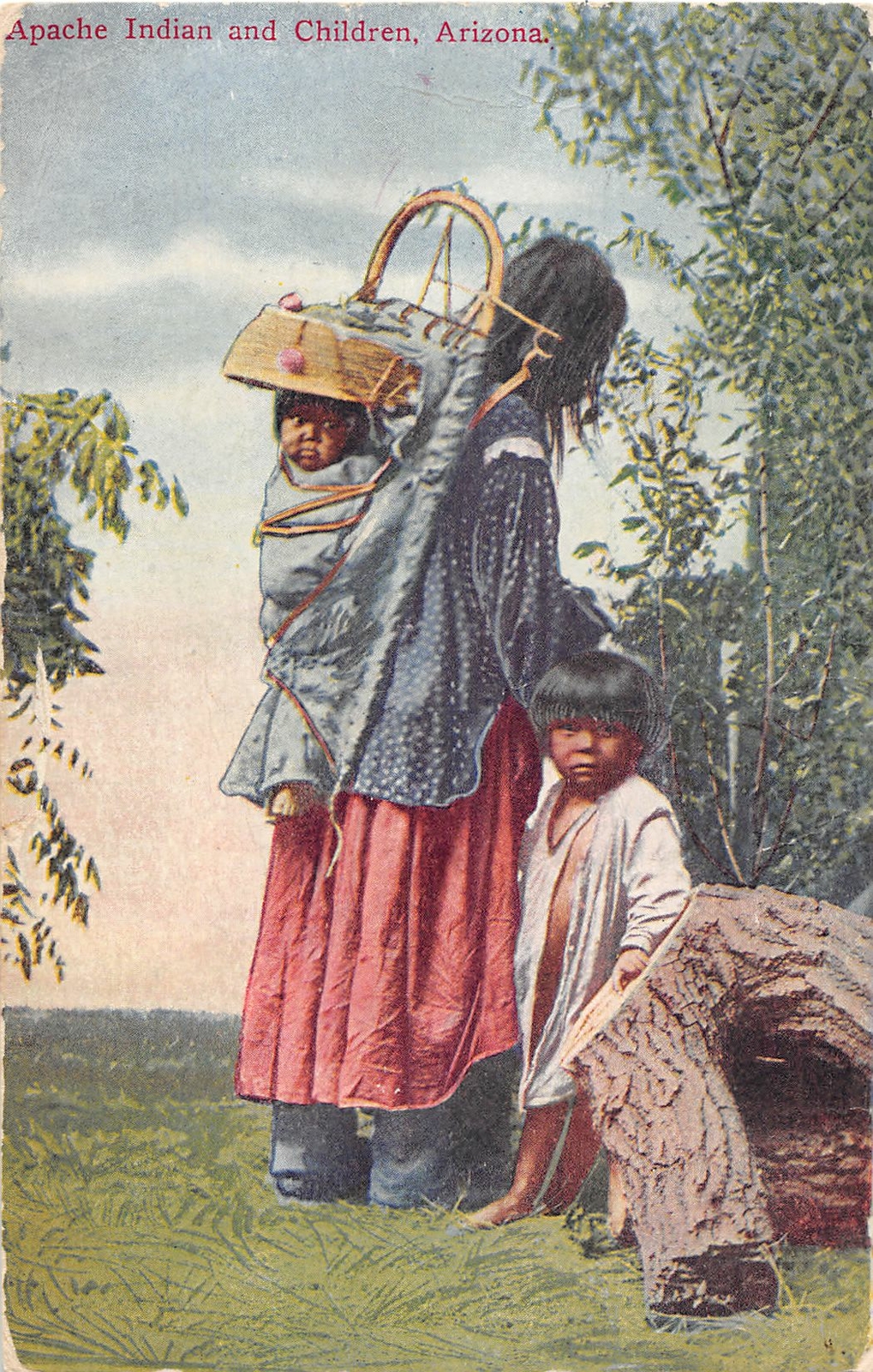 H92/ Native American Indian Postcard c1910 Apache Chief Children 23 H92/ Native American Indian Postcard c1910 Apache Chief Children 23