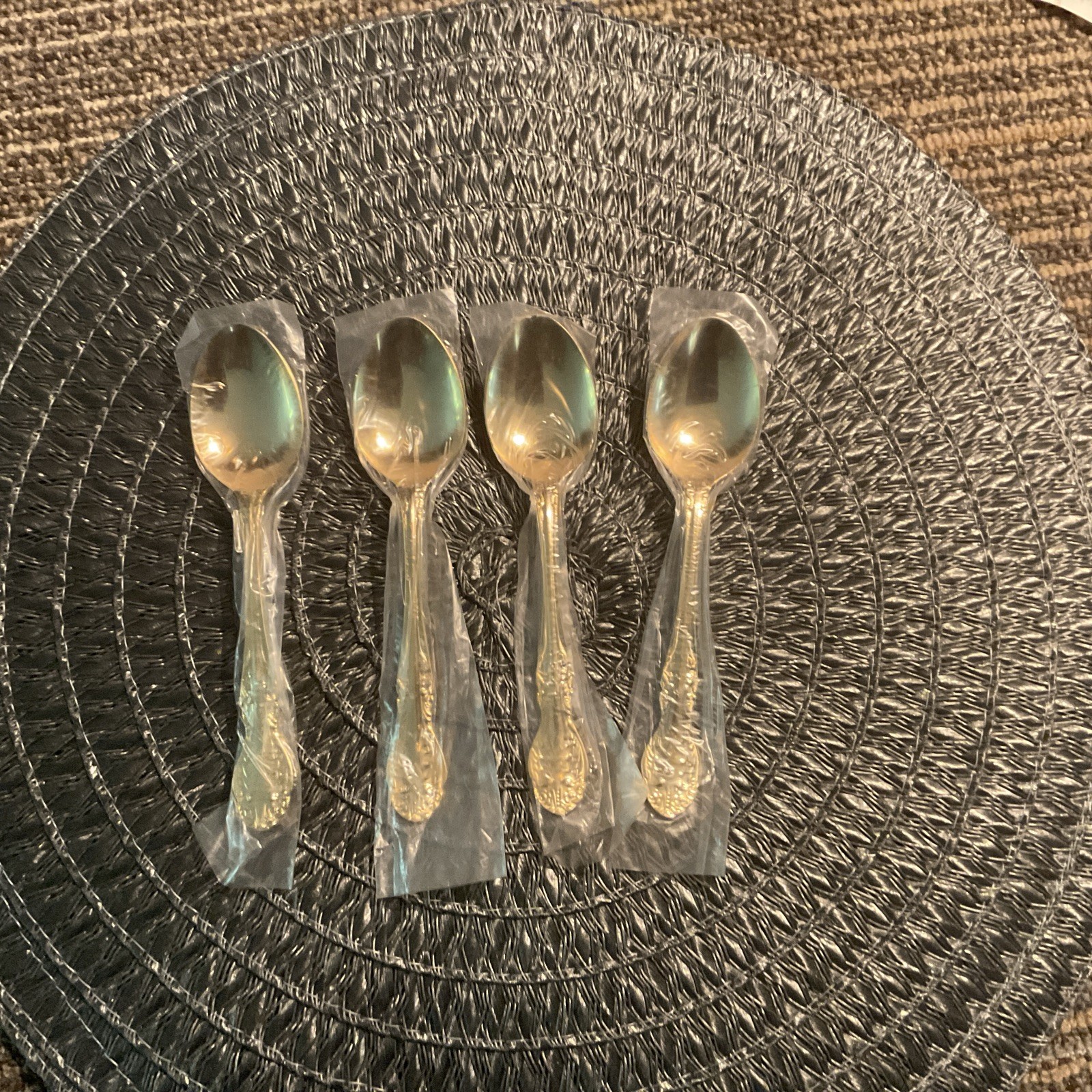Set Of 4 Vintage CAPCO Heritage Gold Plated Tea Spoons Coffee Spoons Japan NOS Set Of 4 Vintage CAPCO Heritage Gold Plated Tea Spoons Coffee Spoons Japan NOS