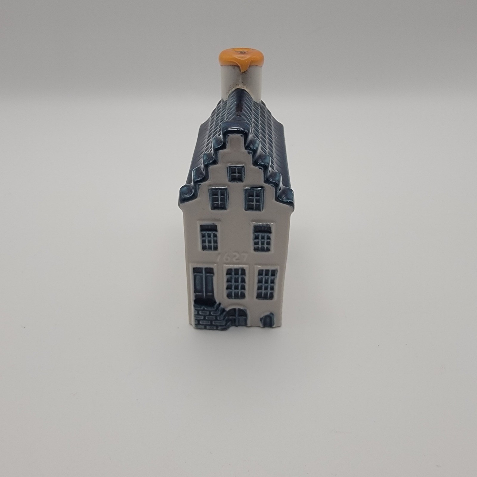 KLM Bols Blue Delft House 2 Amsterdam Spuistraat 294 Ceramic Miniature Empty KLM Bols Blue Delft House 2 Amsterdam Spuistraat 294 Ceramic Miniature Empty