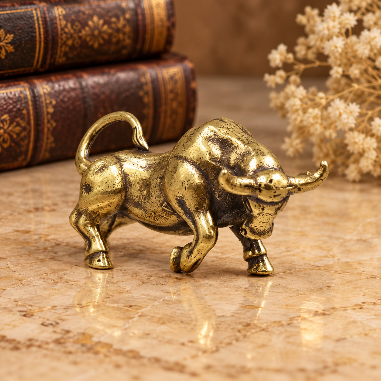 Solid Vintage Brass Wall Street Bull Statue Ornament Animal Collectible GIFT Solid Vintage Brass Wall Street Bull Statue Ornament Animal Collectible GIFT